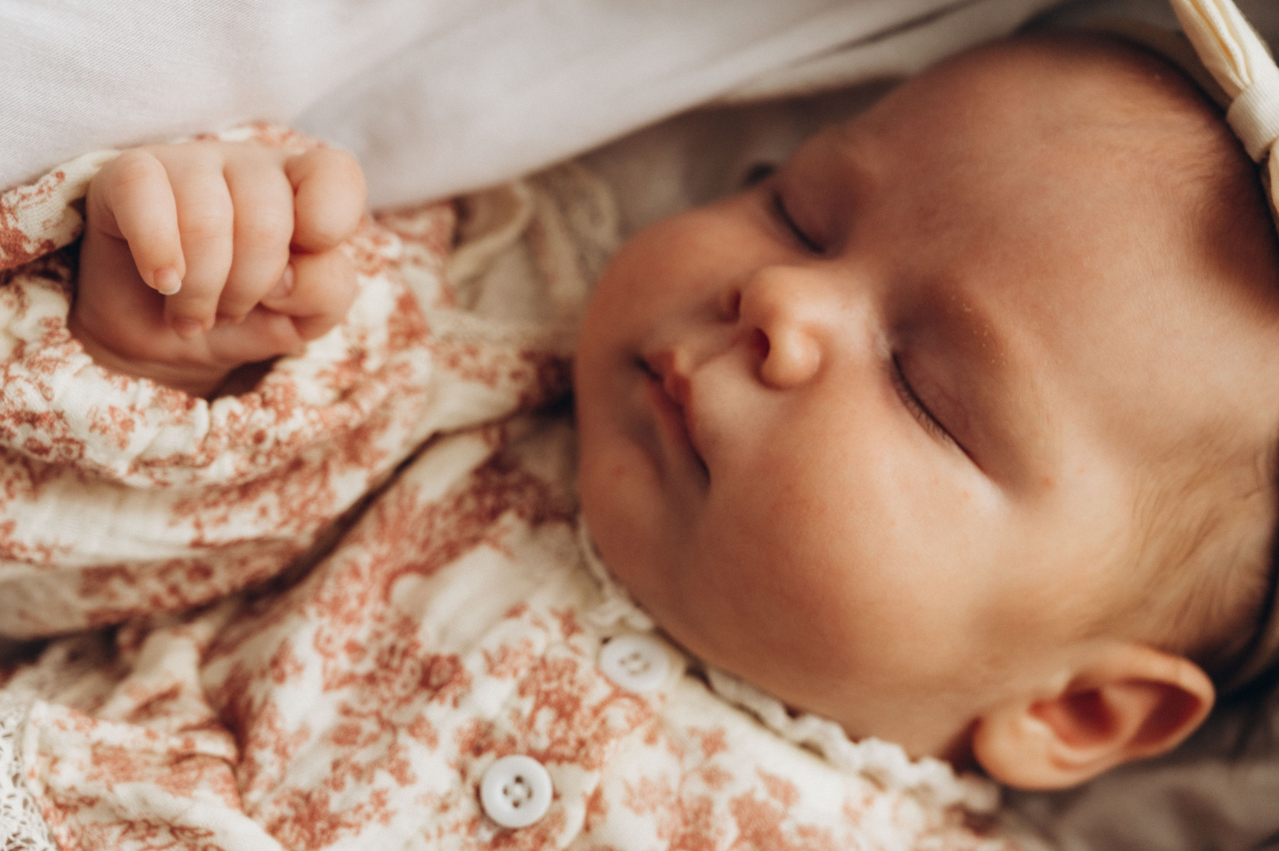 Ольга. Профессиональный фотограф беременности в СПБ. Стильные фотосессии беременности в стиле минимализм и классическая фотография