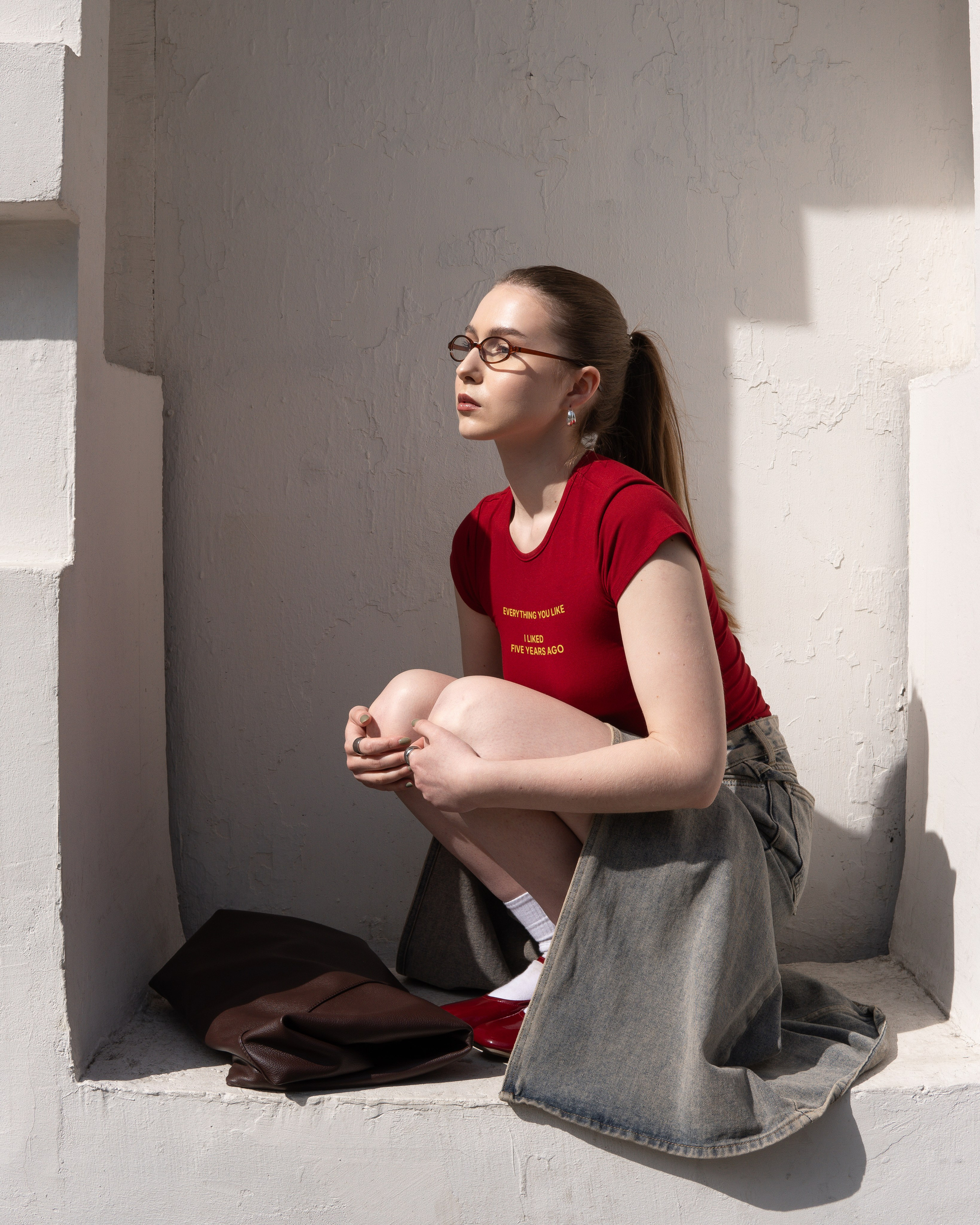 Red ballet shoes. Frojul