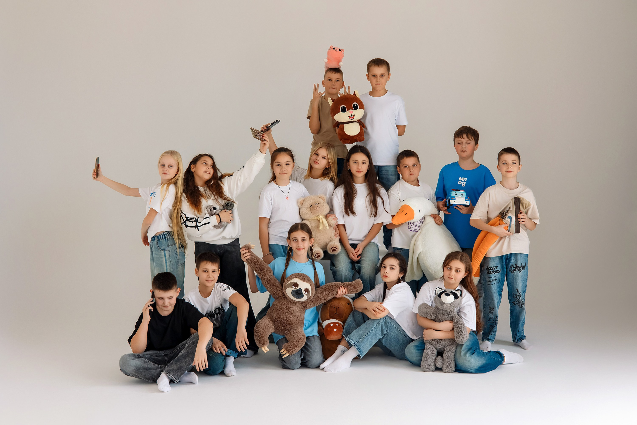 4 класс съемка в фотостудии. Фотограф Любовь Корниенко, Примоский край