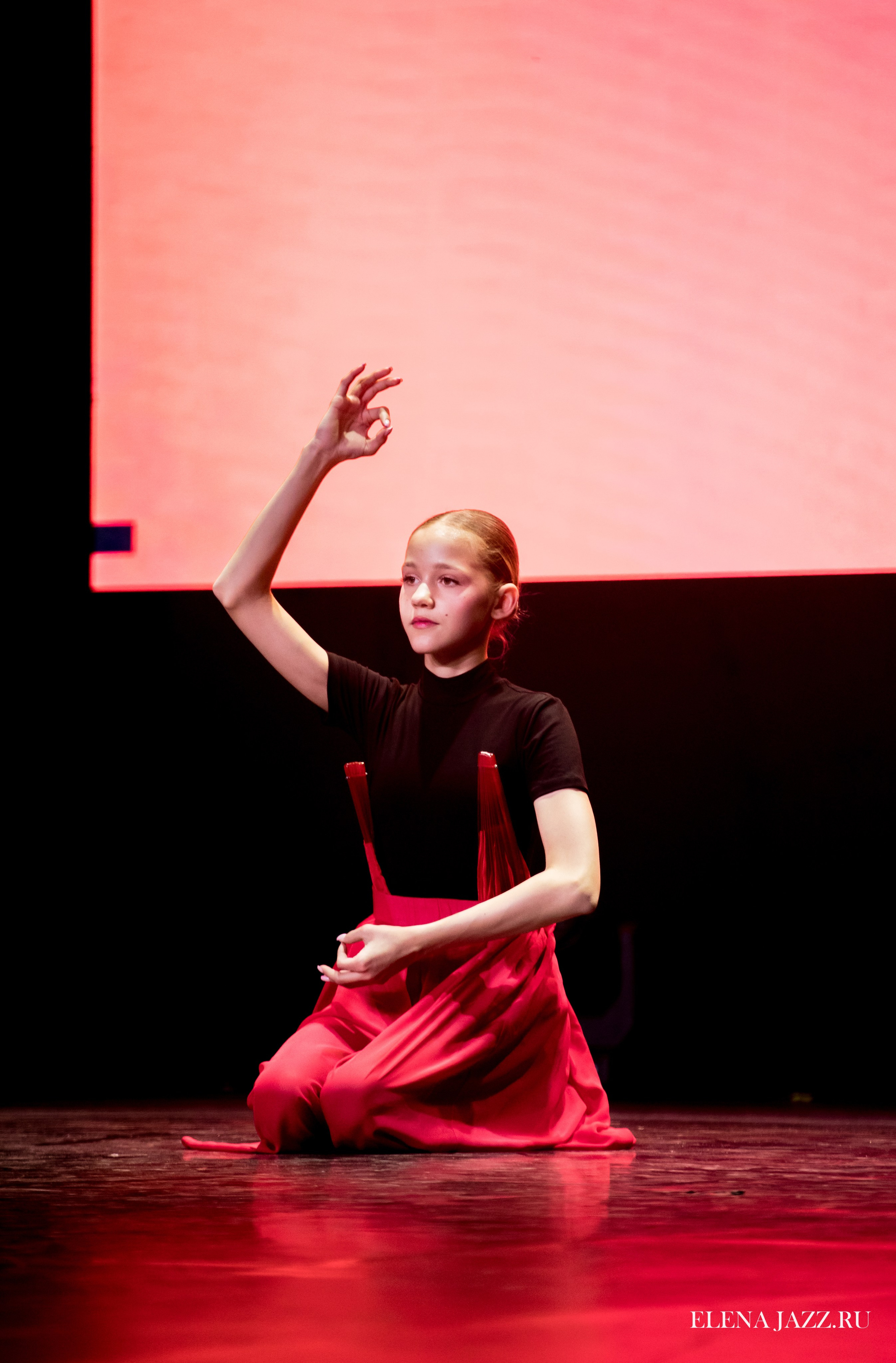 Концерт танцевального коллектива. Репортажный фотограф Елена Джаз в Москва