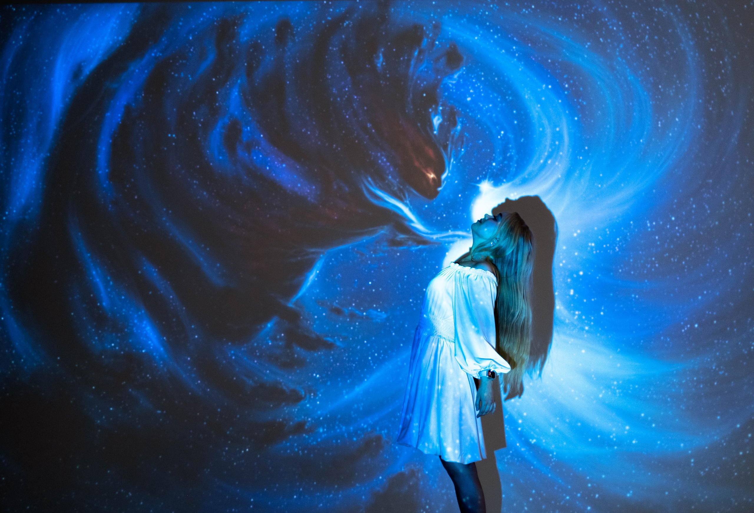 Проектор 16.03.25. Студийный, портретный, семейный фотограф Южно-Сахалинска Яна Радаева