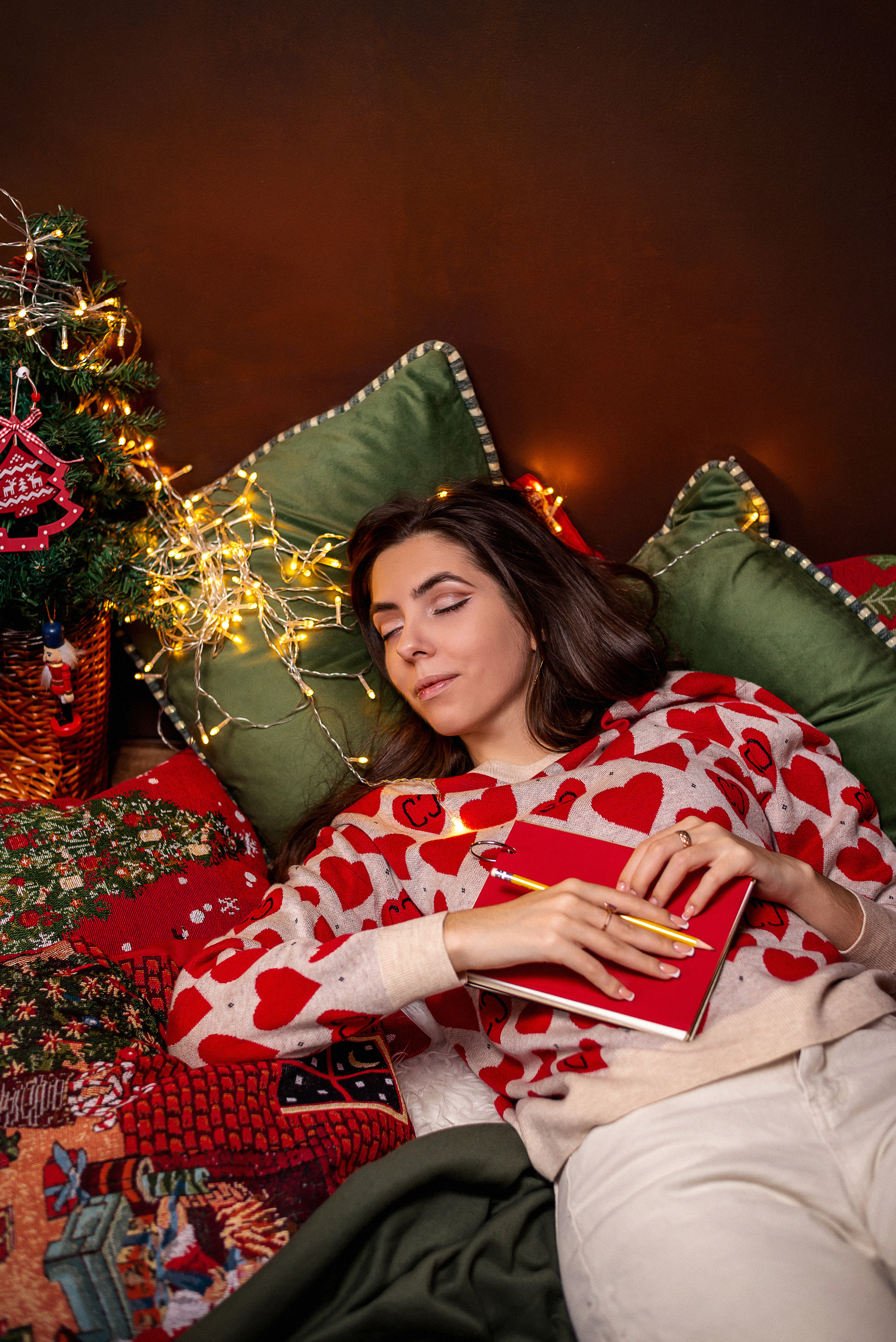 Оля — Новый год 2023. Семейный и детский фотограф Наталья Горда