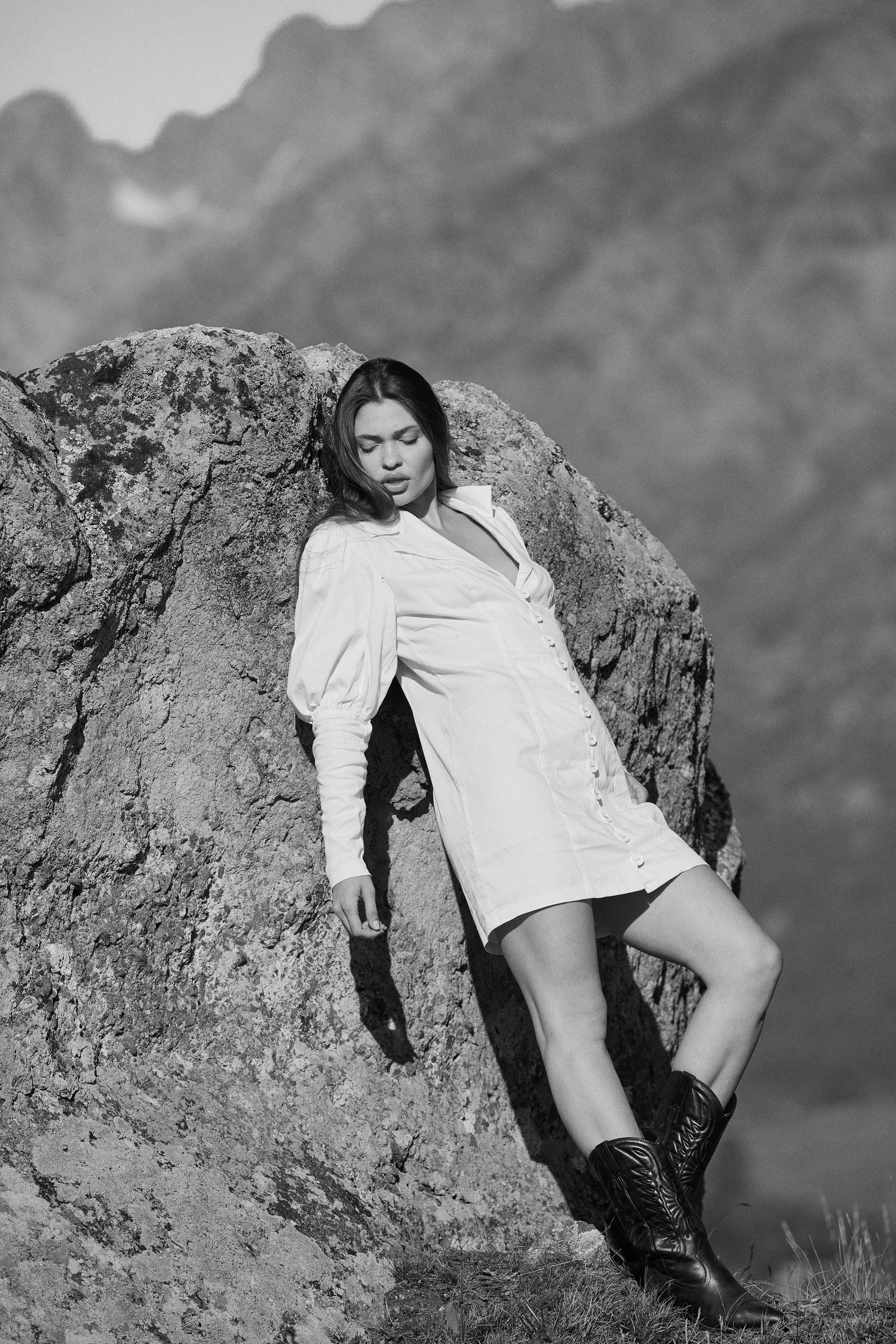 Таня. Фотограф Продюсер в горах КБР / Москва  Нальчик Горы