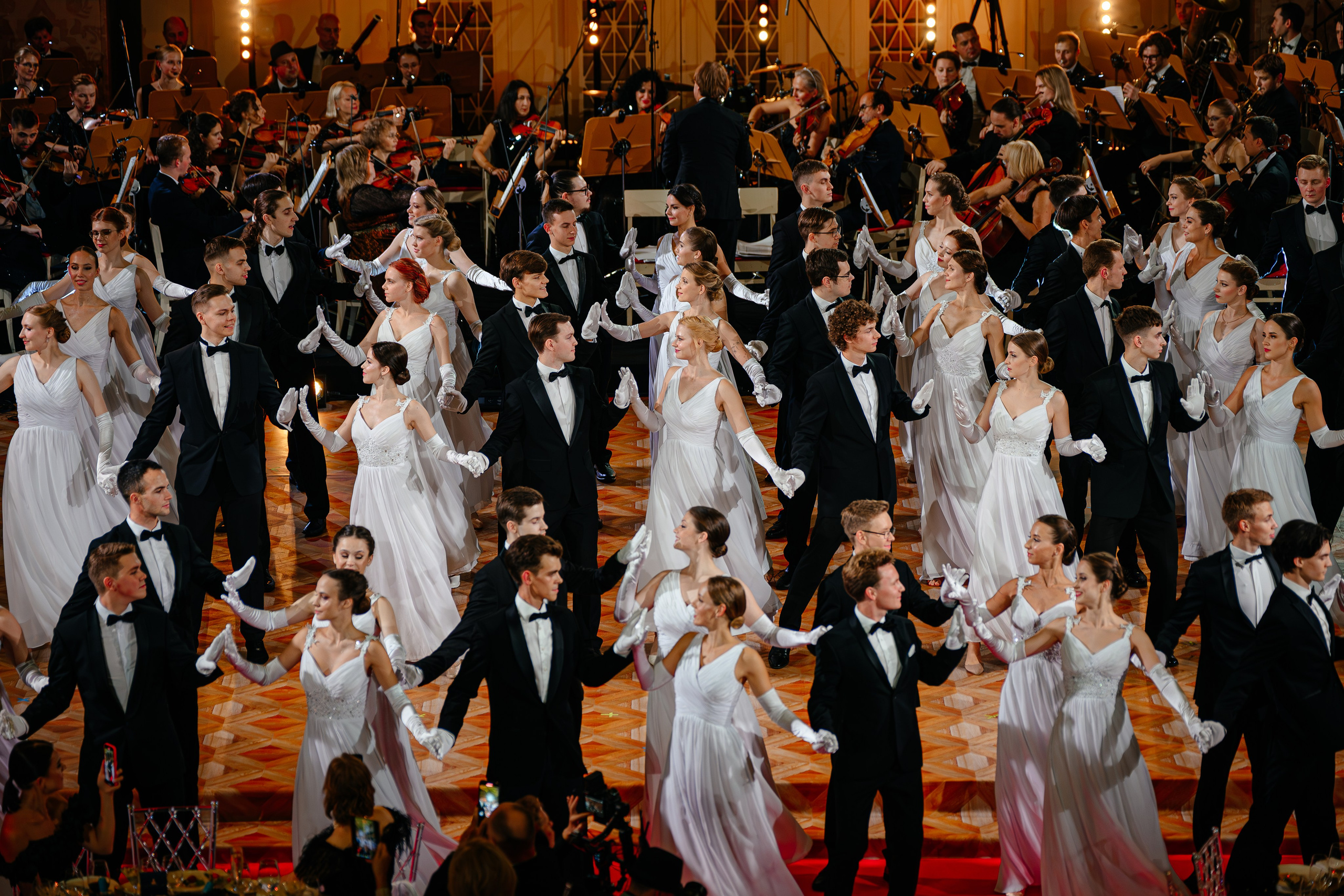 Петровский бал 2025. Коммерческий фотограф в Санкт-Петербурге Анна Кобзарь