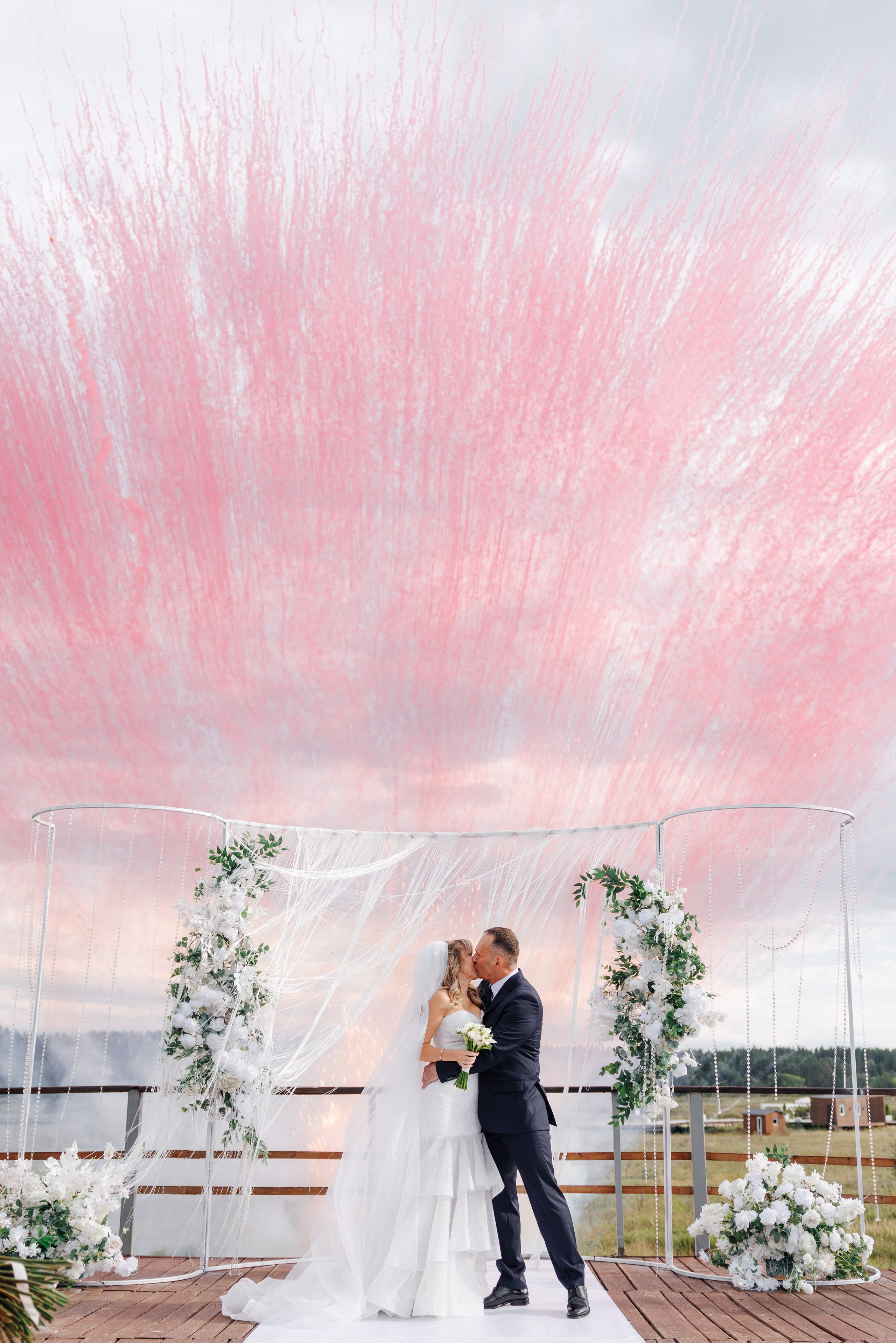 СВАДЕБНЫЕ ЭФФЕКТЫ «ФЕНИКС»