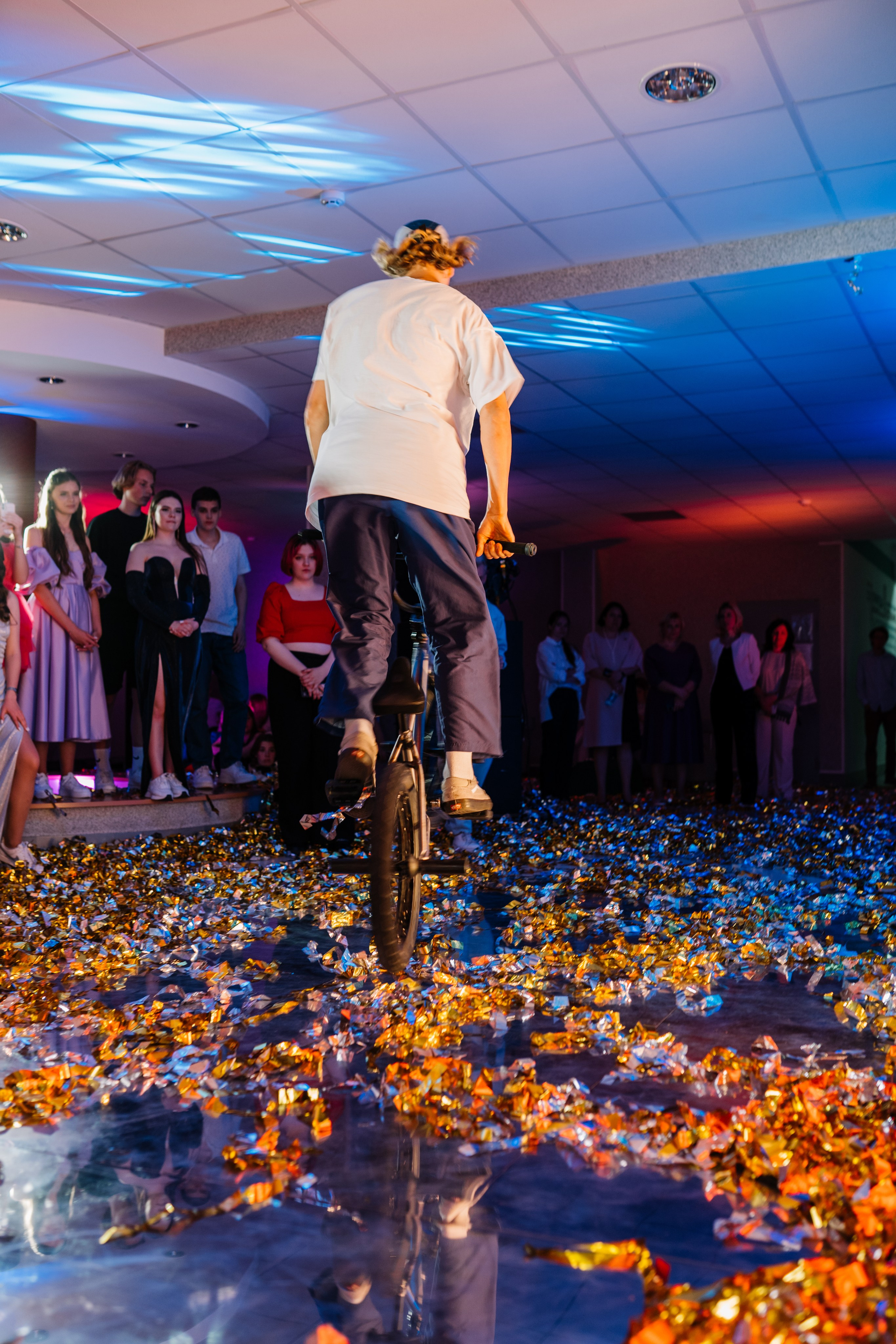 Выпускной 61 школа