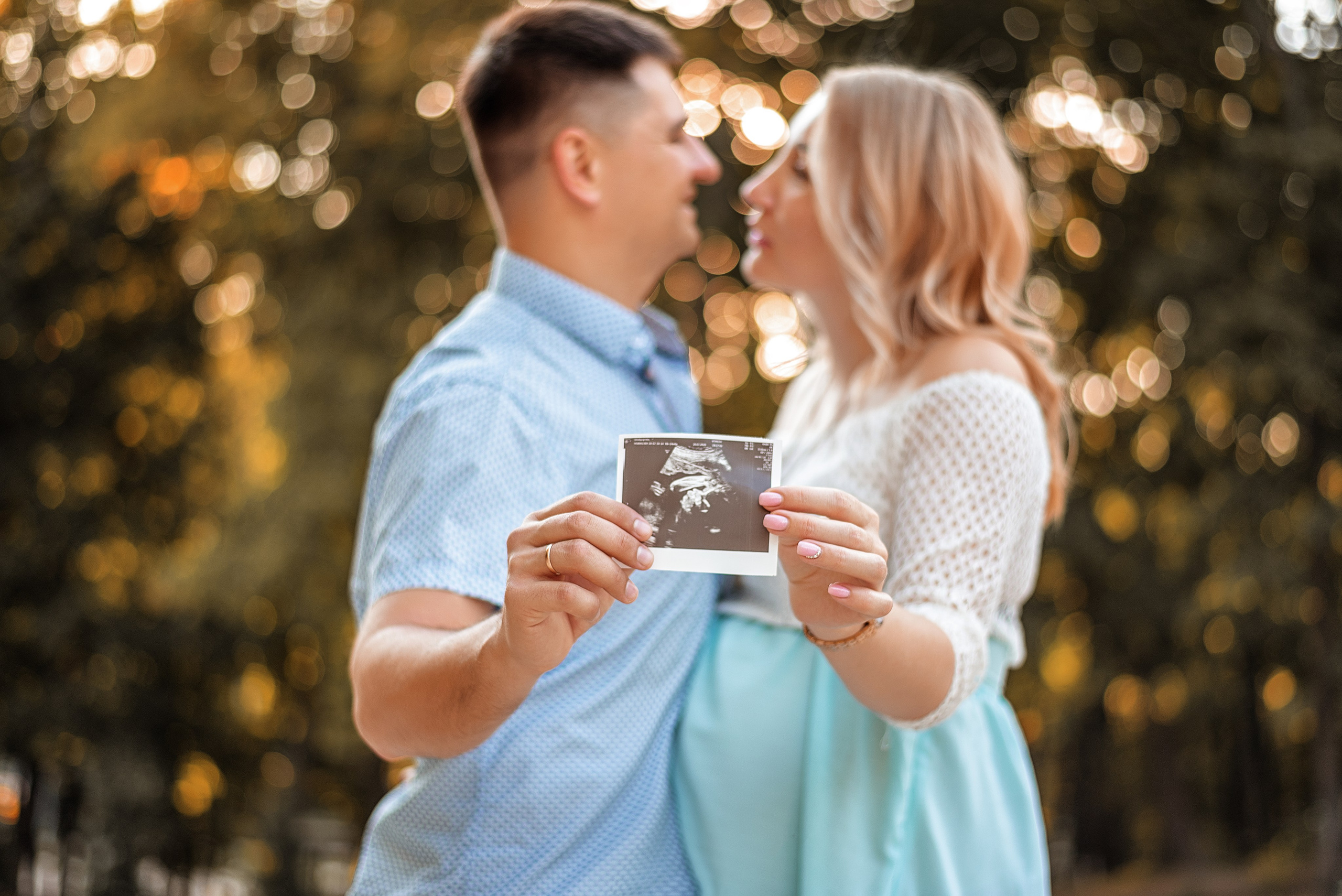 Семейный фотограф в воронеже Семейная фотосессия дети мама папа и ребенок фото на природе