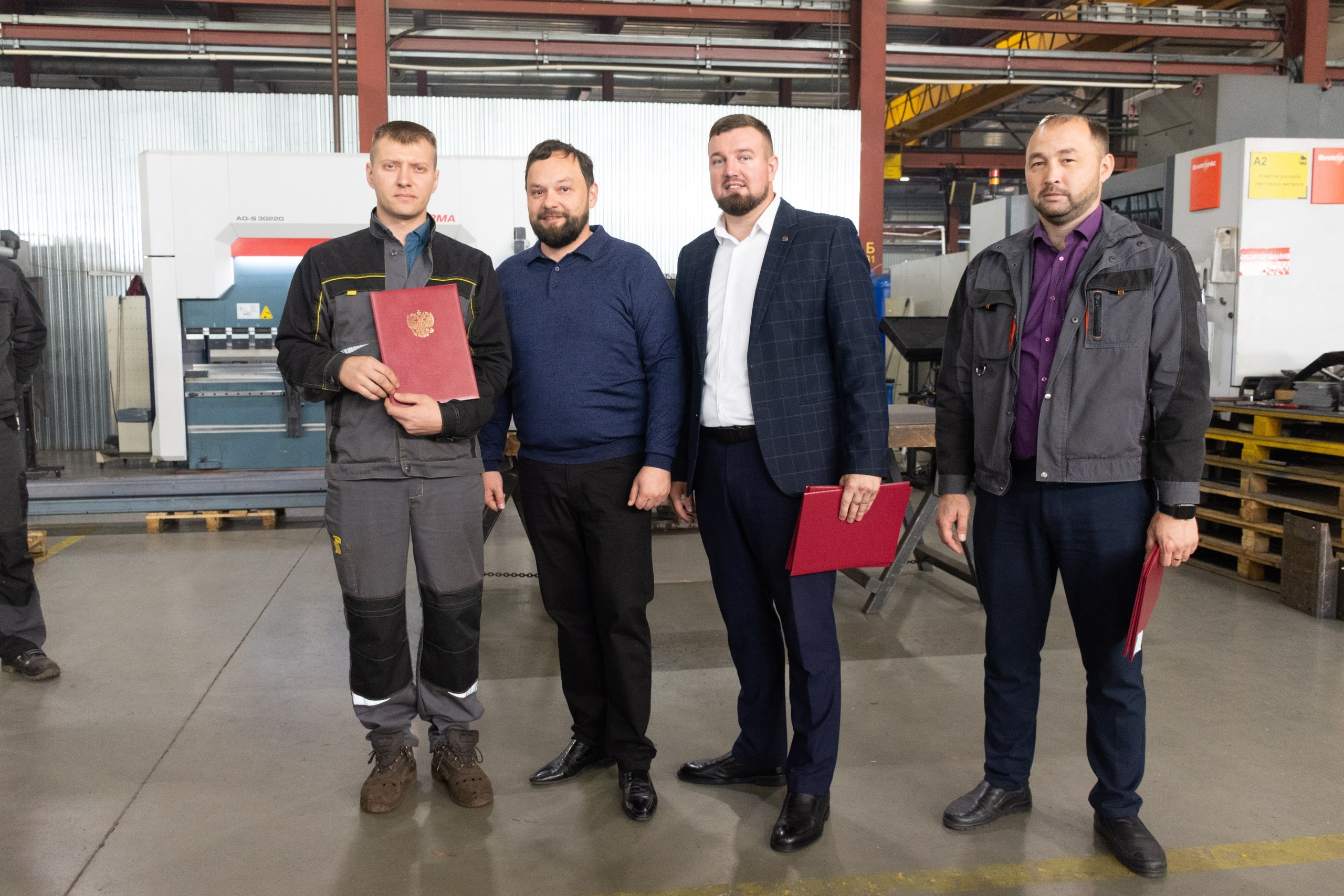 ЧКЗ Вручение благодарственных писем. Фотограф Максим Буряк