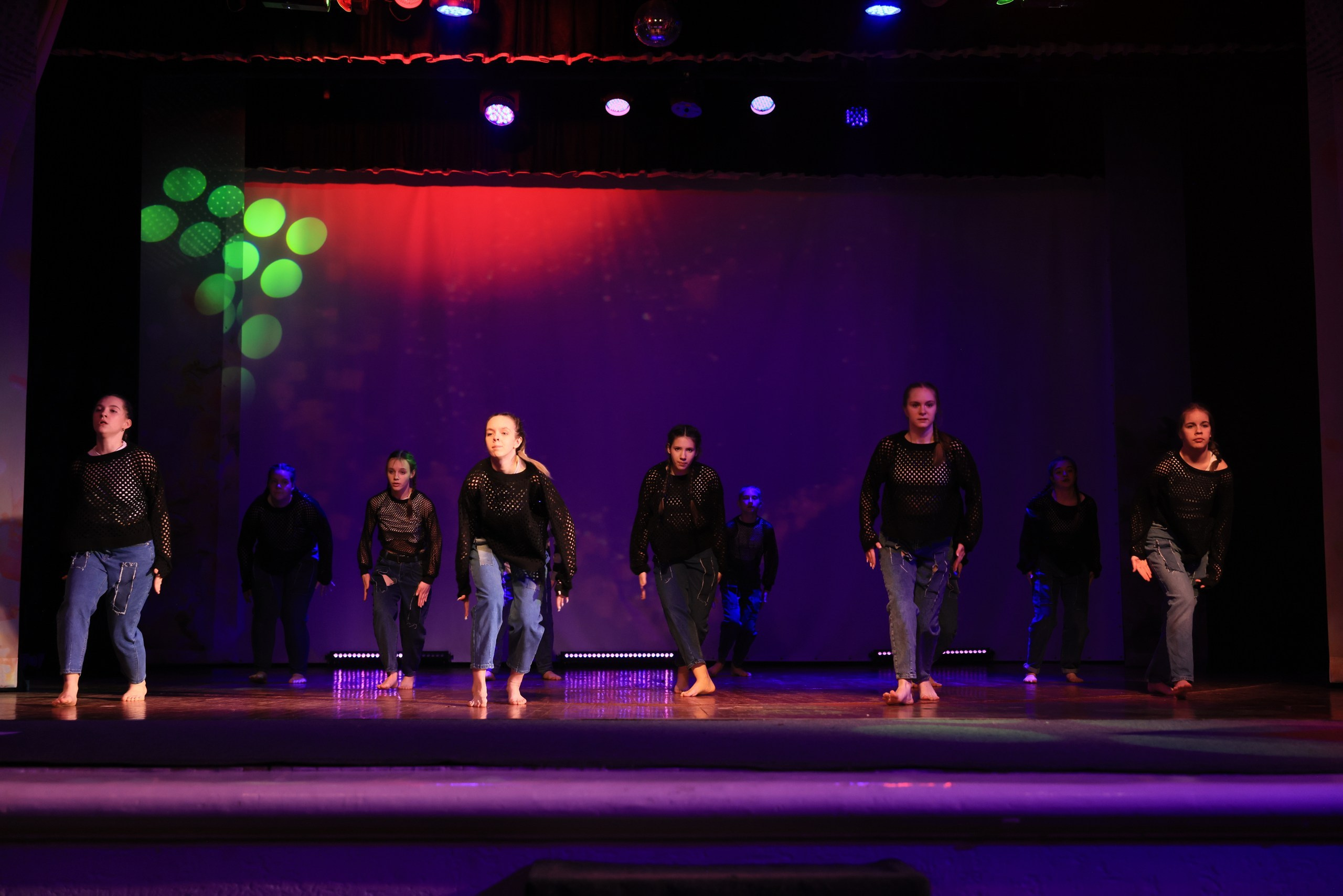 Концерт к 8 Марта в ДК «Металлург» г. Тула. Фотограф в Туле Крупский АнДРей. Фотостудия «КАДР71» в Туле