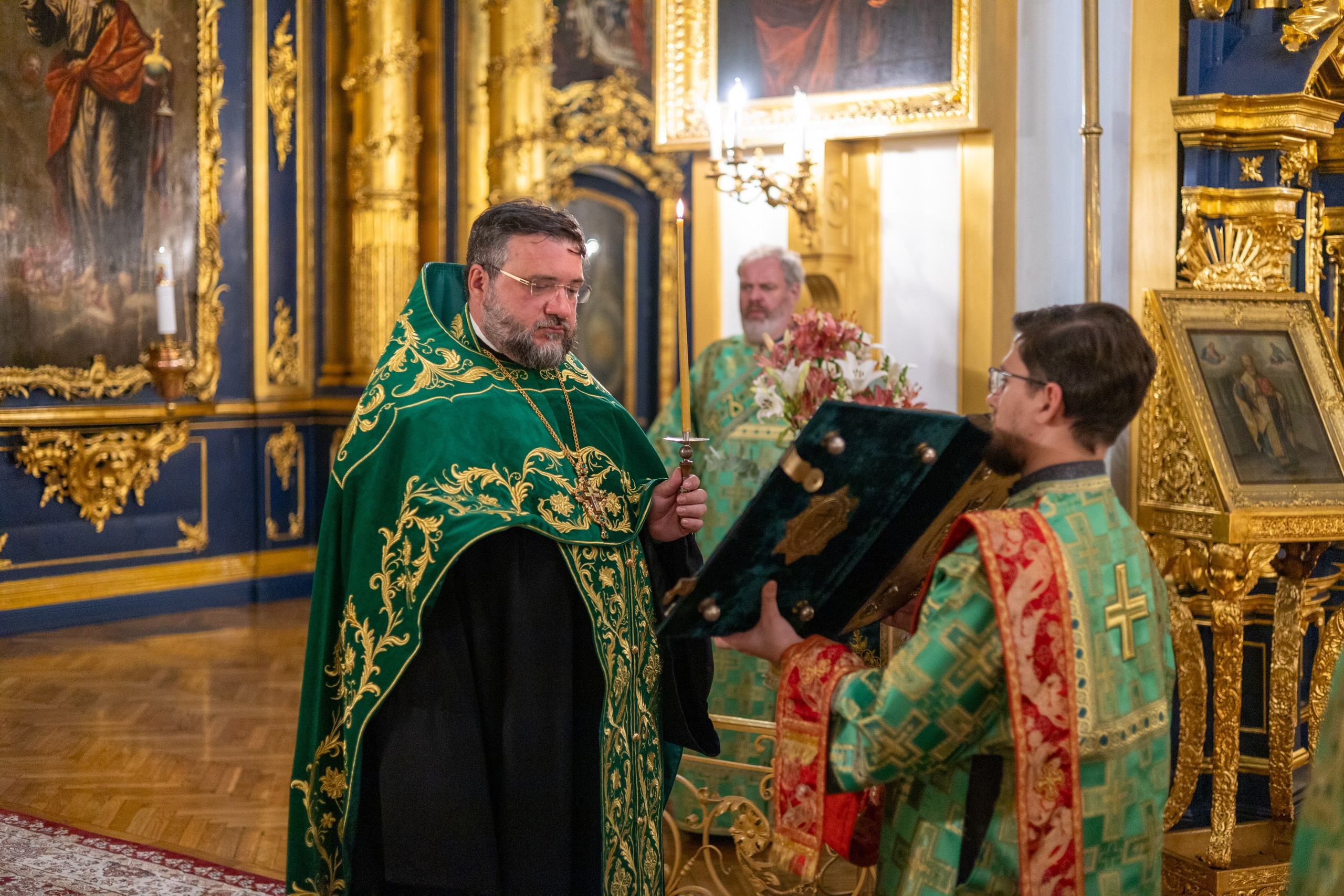 Всемирное Воздвижение Честного и Животворящего Креста Господня. НИКОЛО-БОГОЯВЛЕНСКИЙ МОРСКОЙ СОБОР