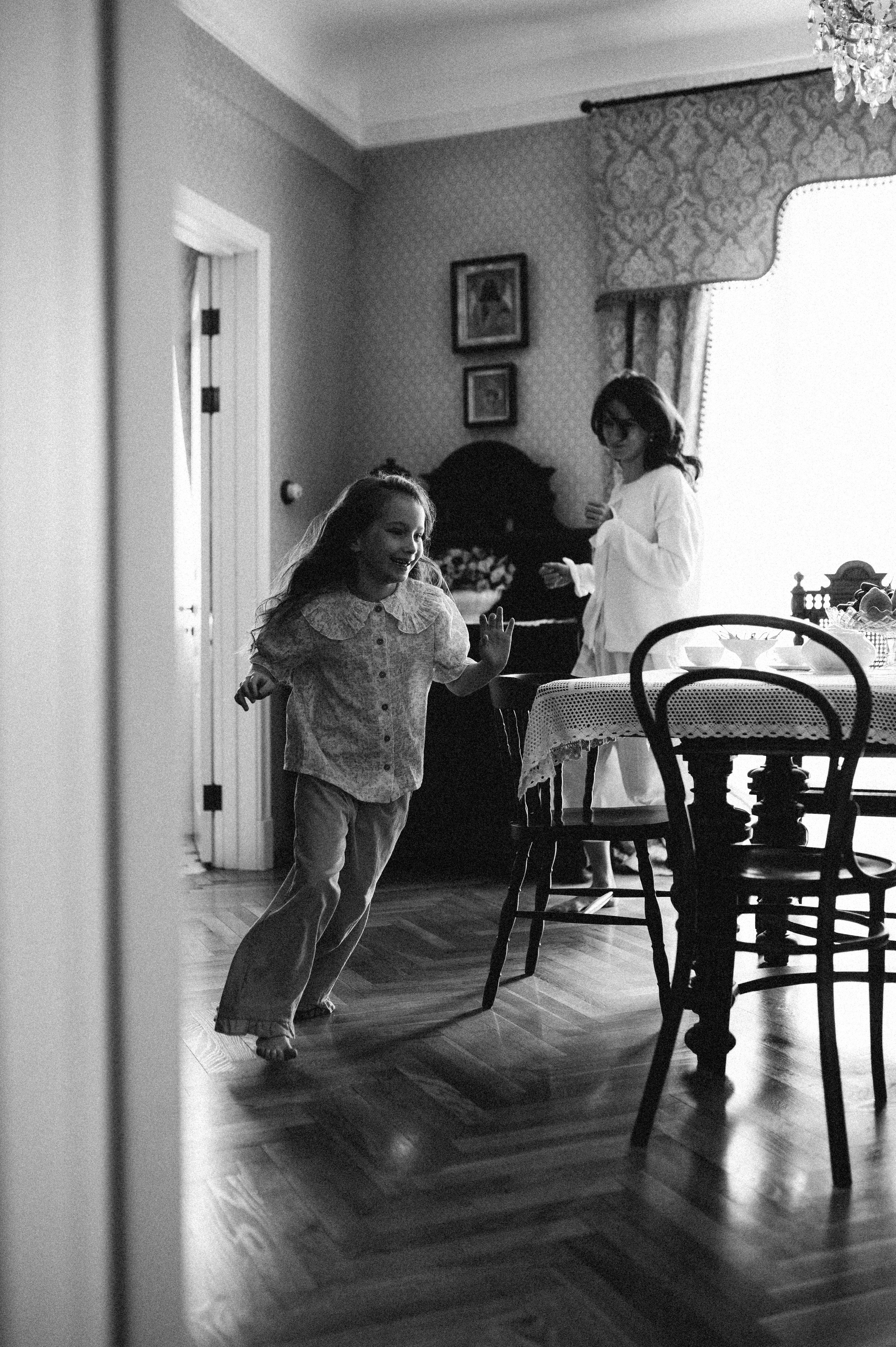 ОЛЯ И ЕВА. Семейный фотограф в Новосибирске Женя Индрикова