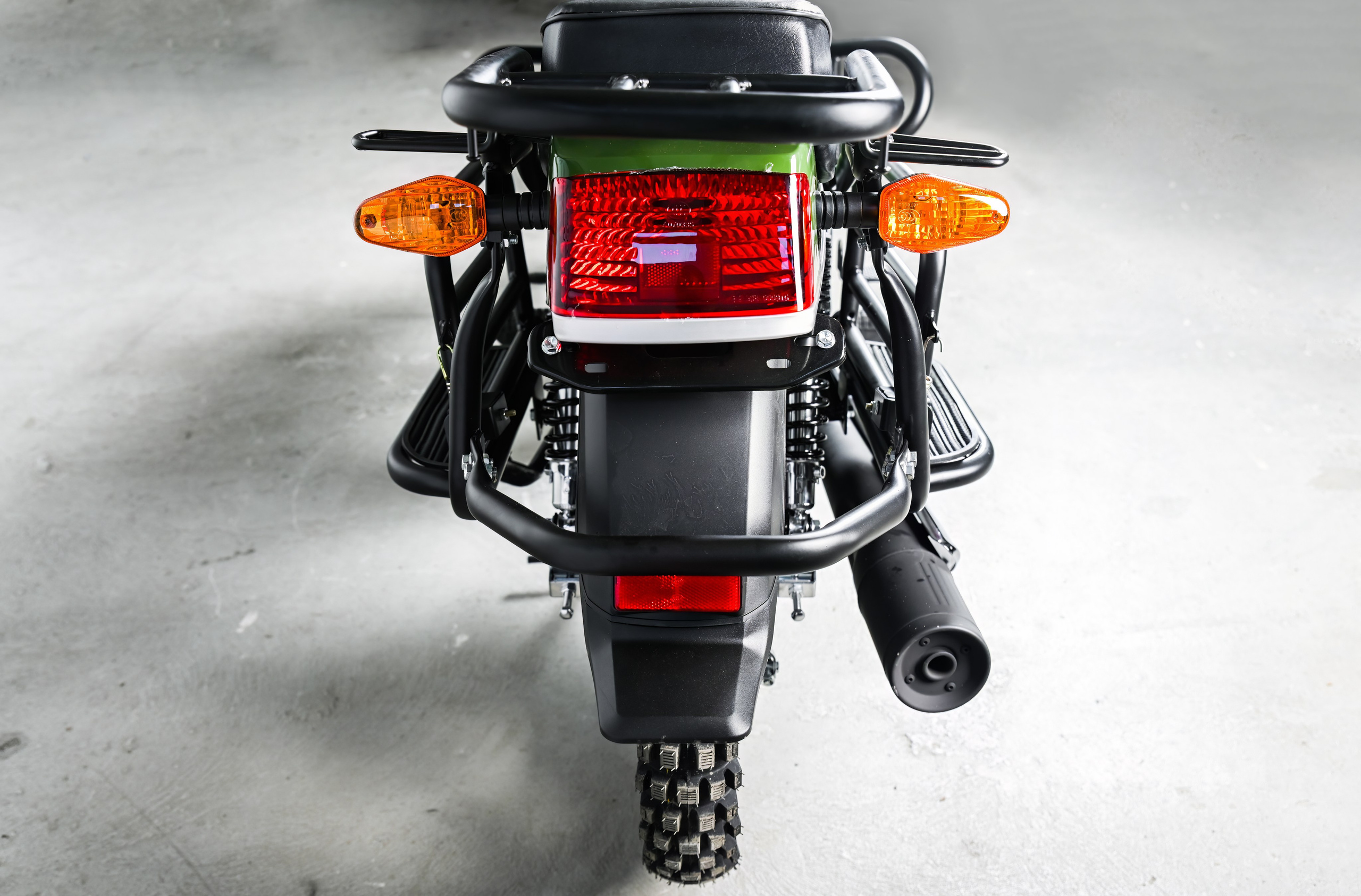 Фотосъёмка автомобилей, мотоциклов и деталей