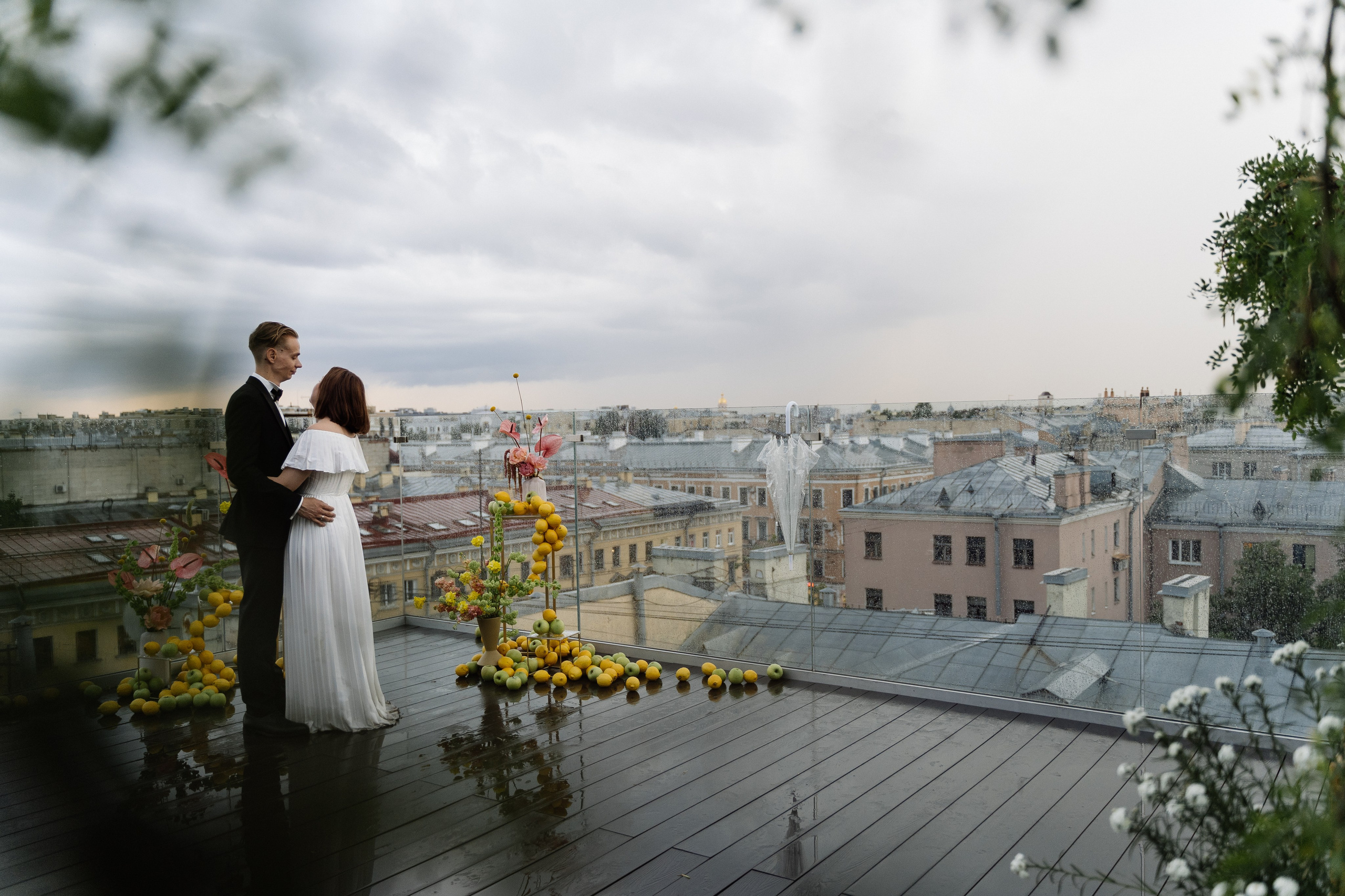 Свадьба на крыше Петербурга. Свадебный фотограф организатор в Санкт-Петербурге Ассоль Опарина