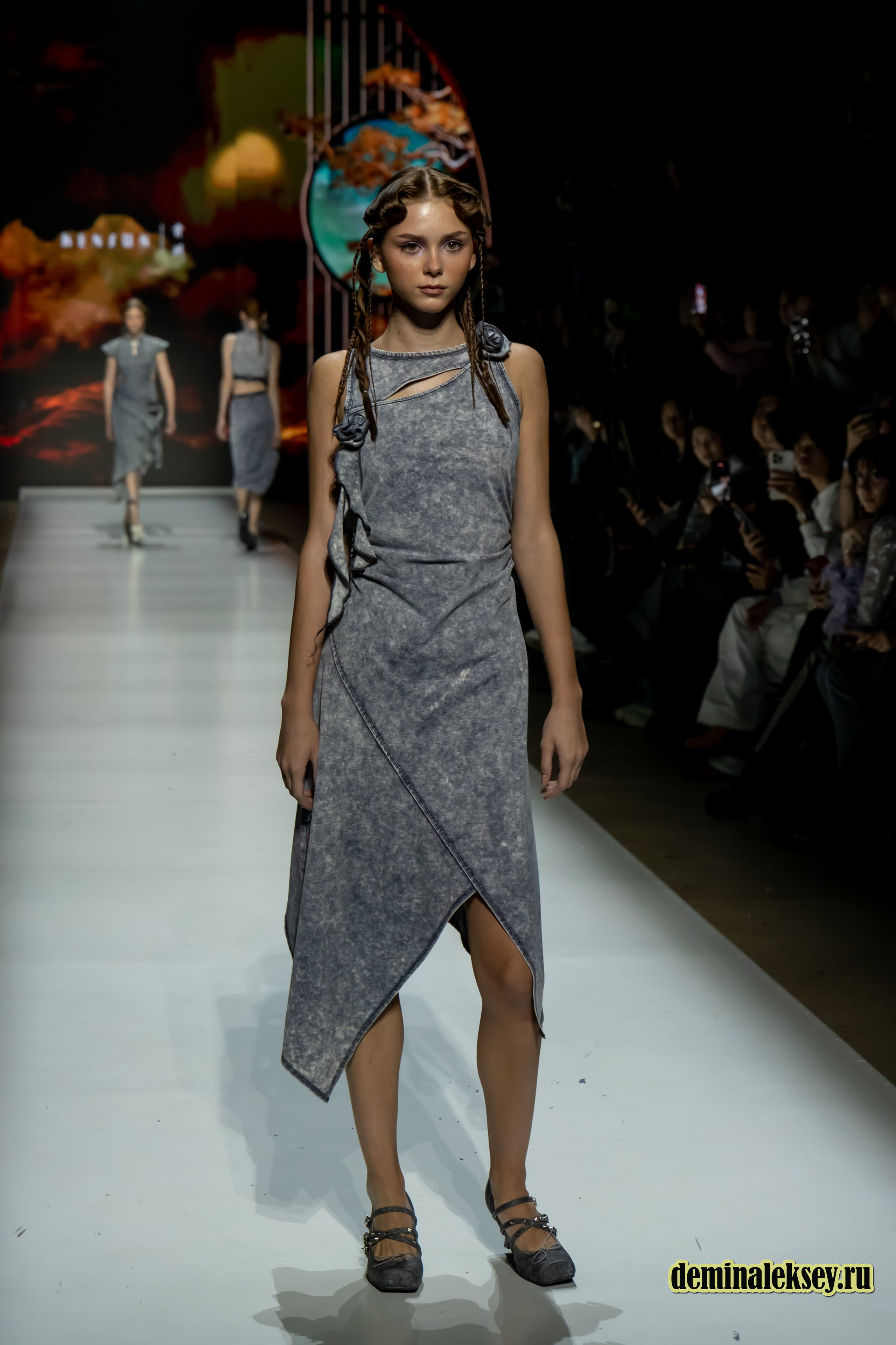 Московская неделя моды 2024 4 октября дизайнер KenSun Китай/China. Репортажный, семейный и студийный фотограф в Москве Демин Алексей