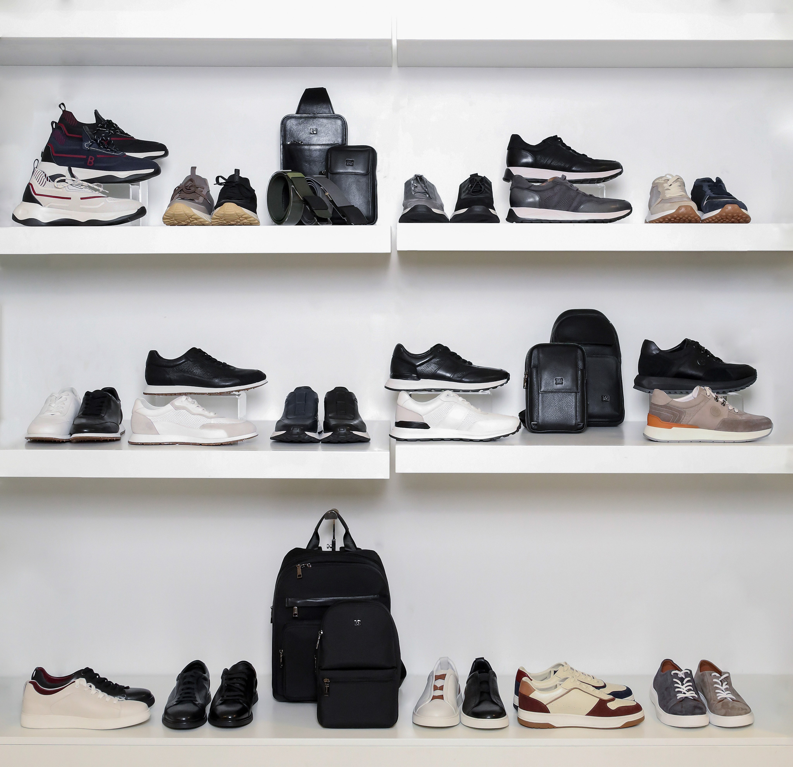 Basconi. Предметный фотограф Артём Йома