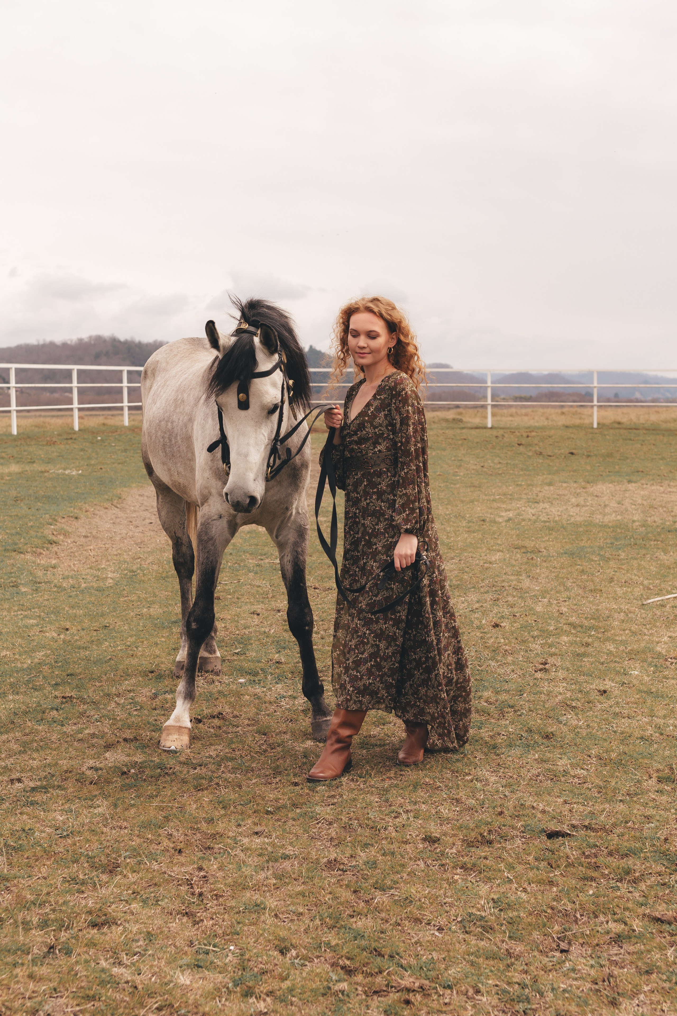 Фотосессия с лошадью. Семейный и художественный фотограф в Тюмени Юлия Логинова