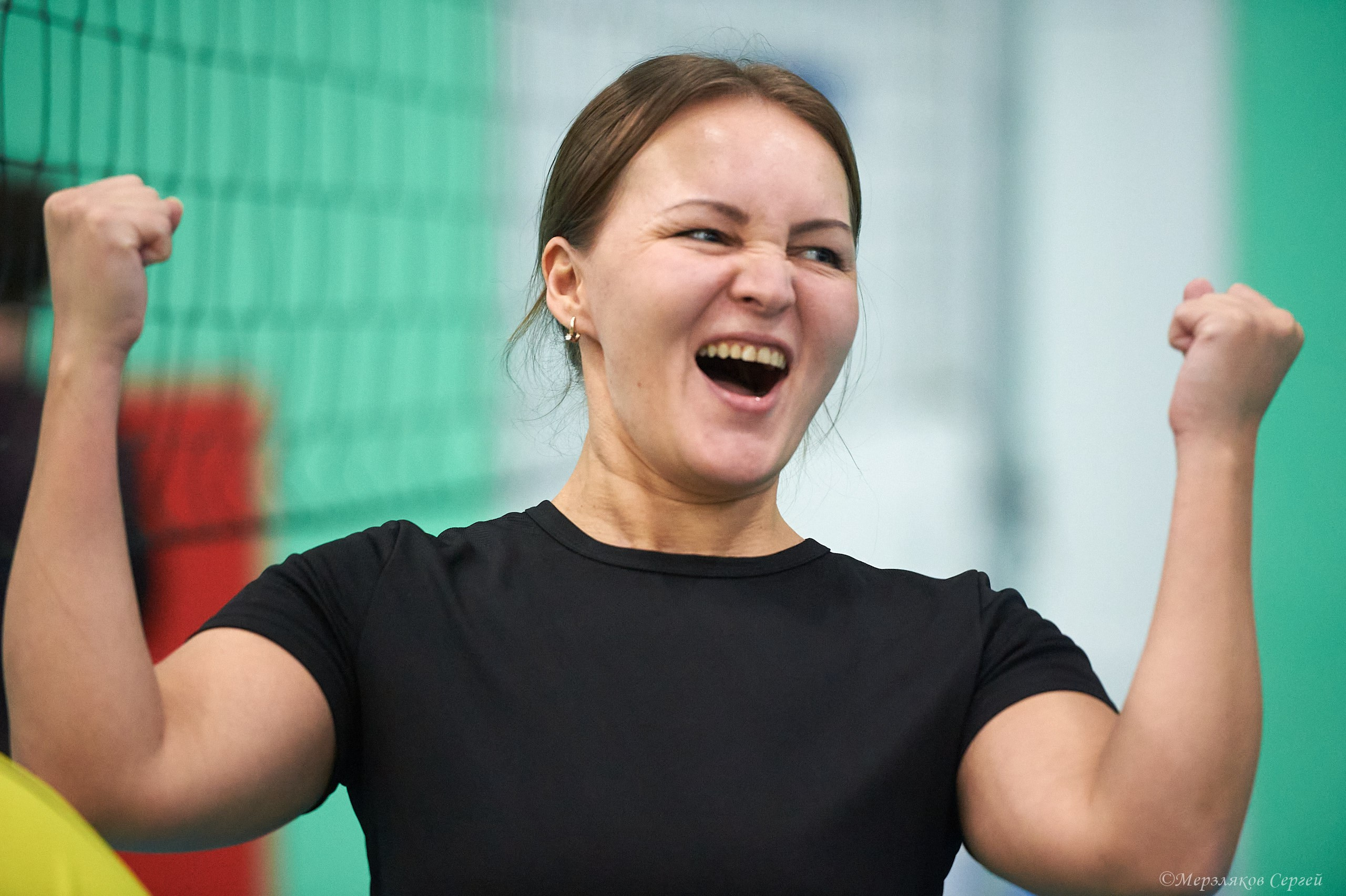 Новогодний волейбольный турнир. Ижевск. 16.12.23. Спортивный репортажный фотограф в Ижевске Сергей Мерзляков