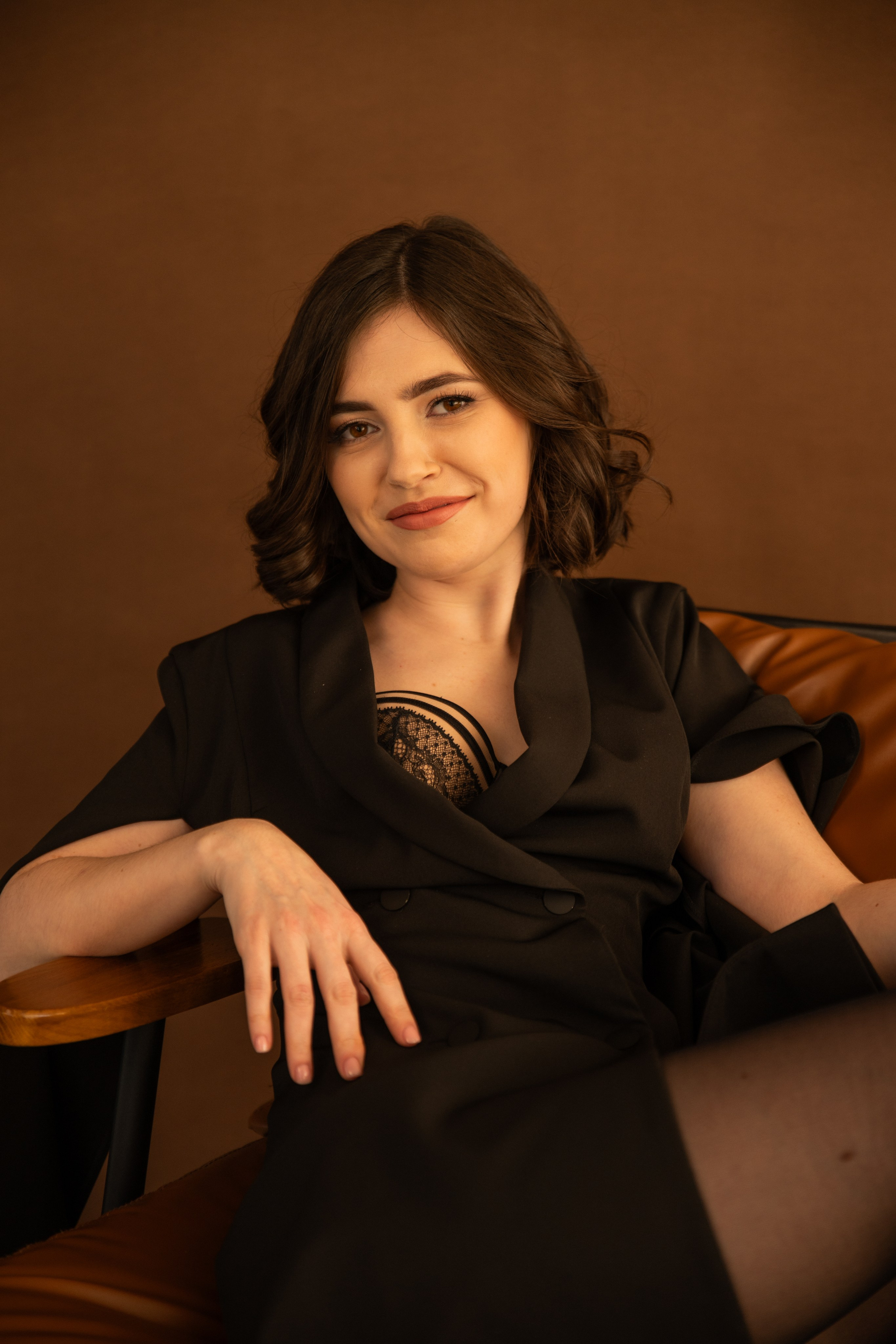 Евгений И Екатерина. Я Ольга Казанцева, фотографирую снимаю ваши киноистории и печатаю фото и цифровые портреты на холсте