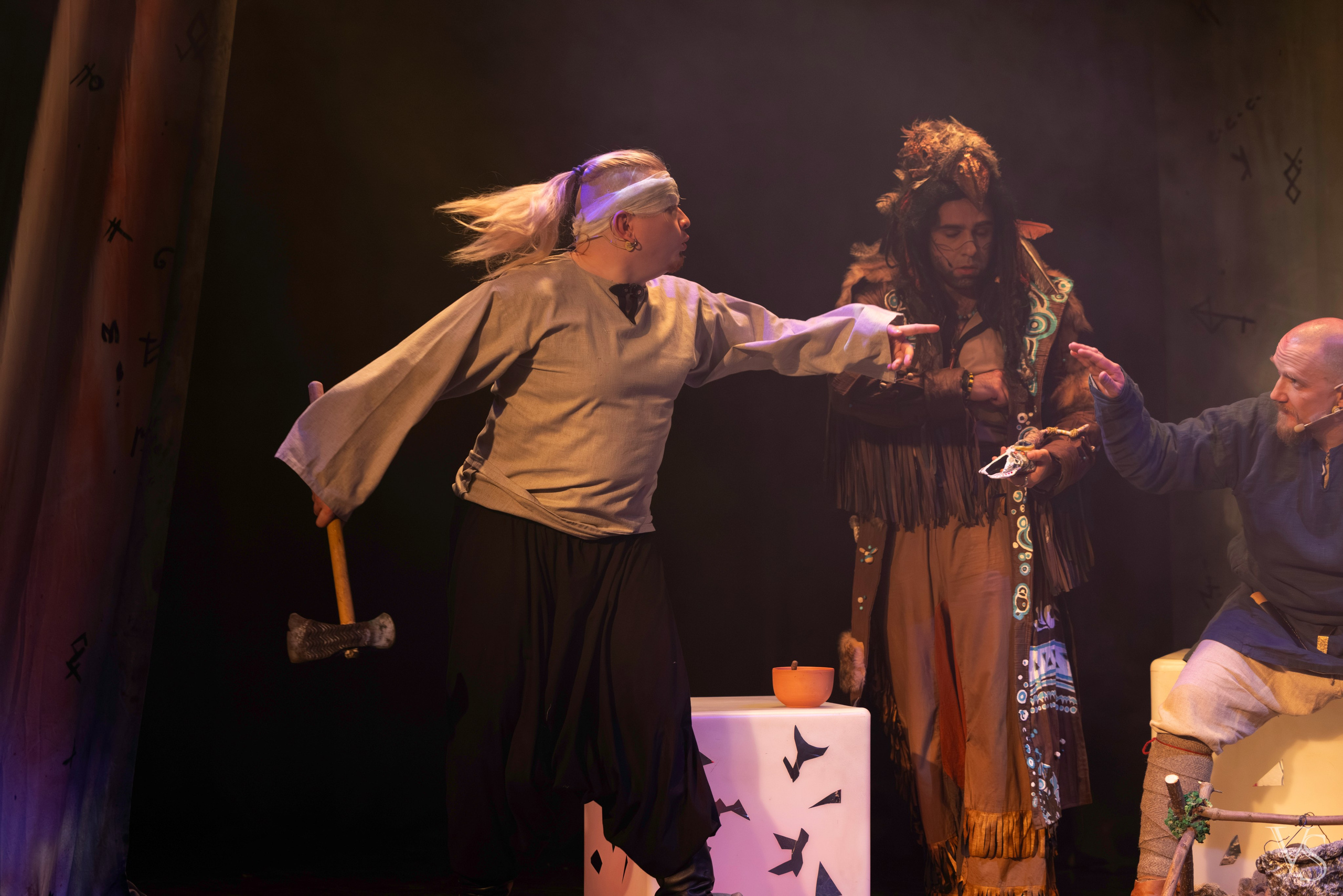 Книга стихий 25.01. Фотограф Виктор Степанов