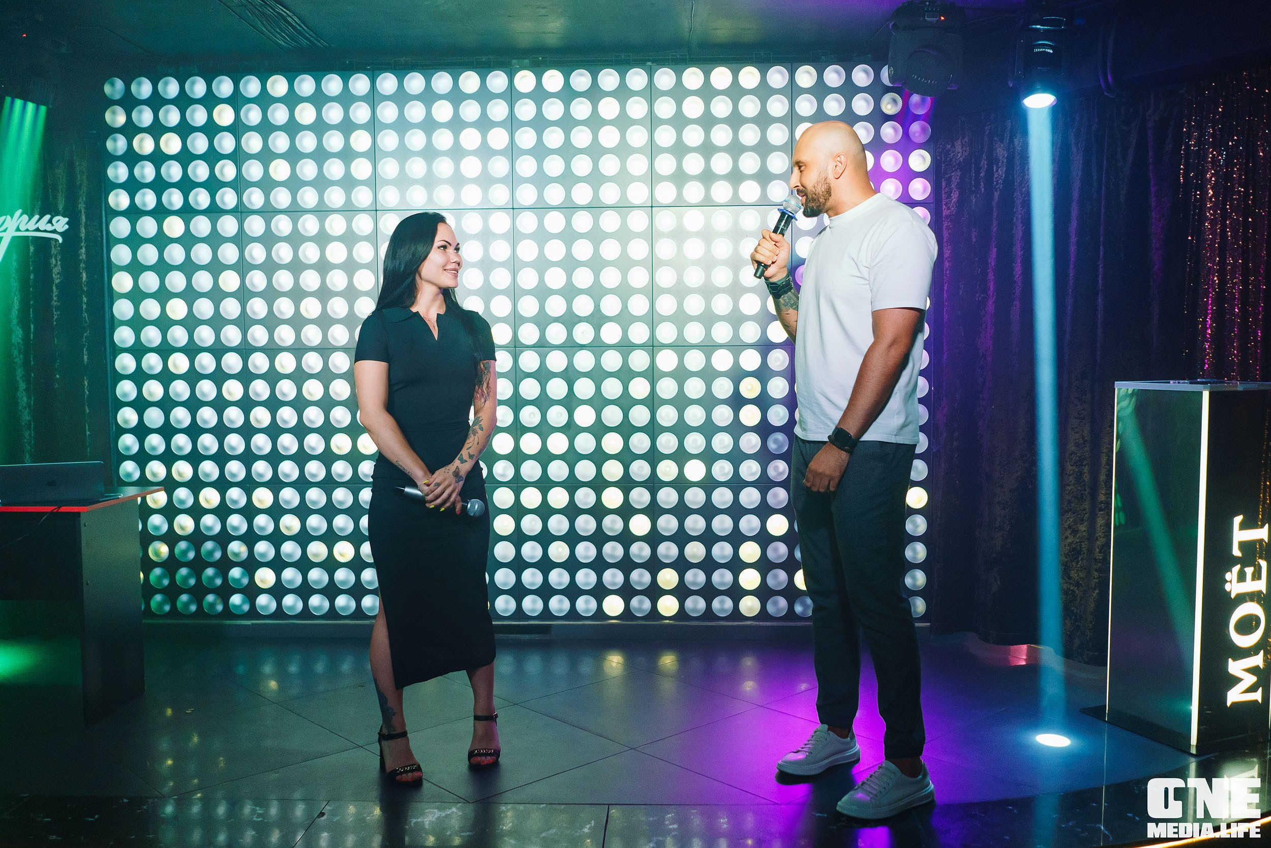 Фоторепортаж из караоке-клуба Эйфория. One Media Life: фоторепортажи, фотоотчеты с мероприятий и заведений