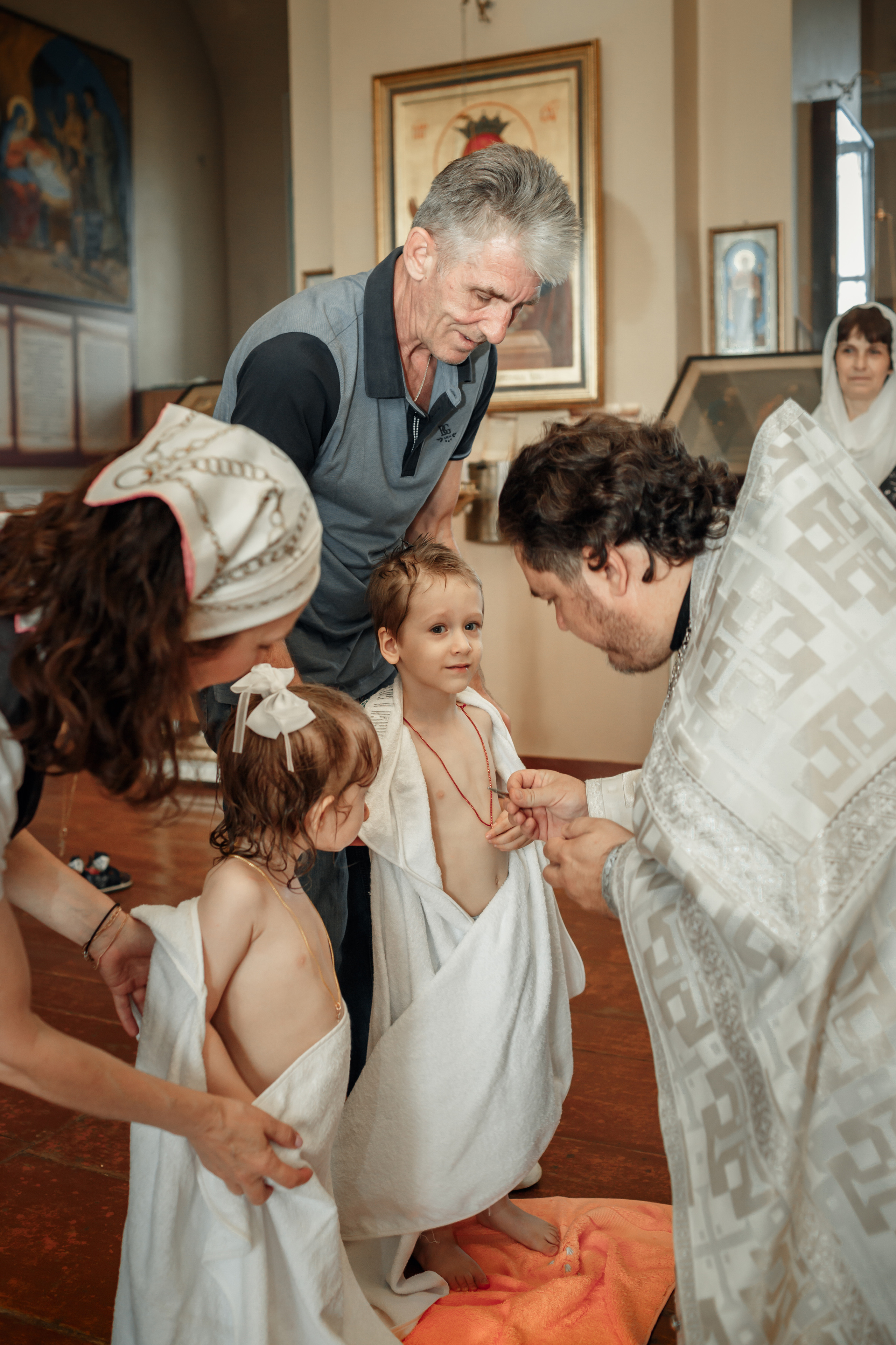 Крещение братика и сестрёнки_Весёловка. Детский и семейный фотограф в Пензе Лена бешенова