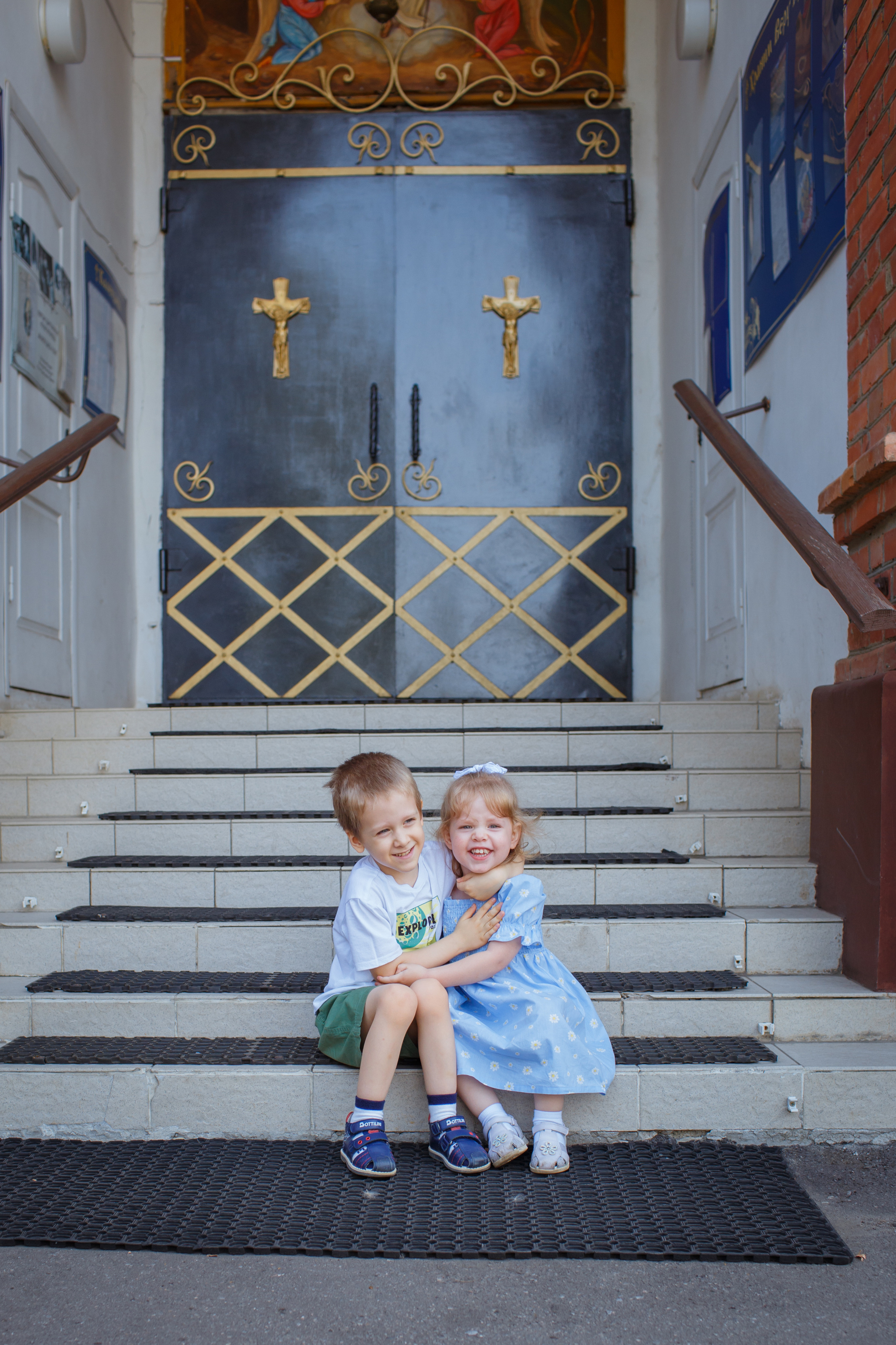Крещение братика и сестрёнки_Весёловка. Детский и семейный фотограф в Пензе Лена бешенова