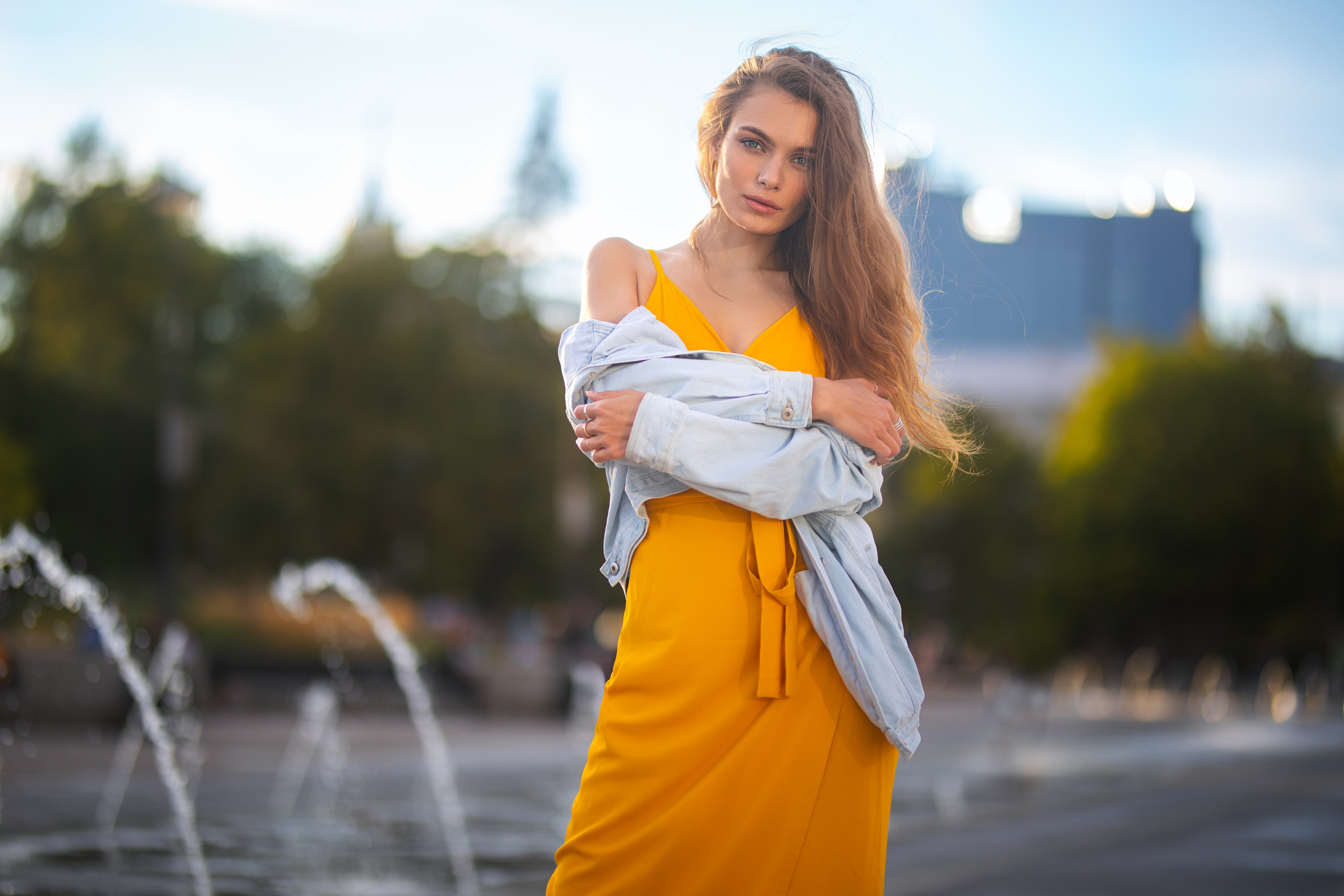 Летняя съемка с Екатериной на городской площади в Воронеже в формате для «себя»