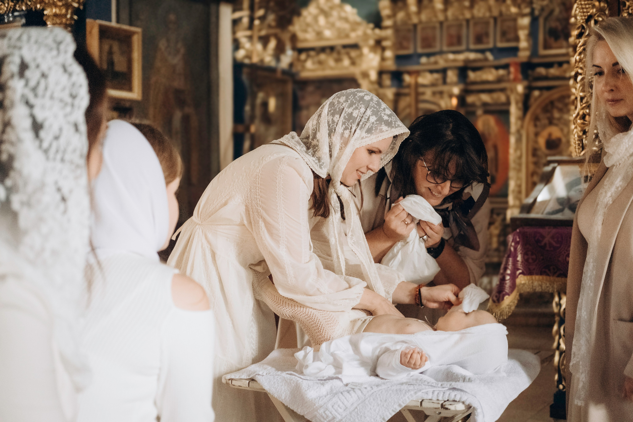 Крещение Киры. Главная