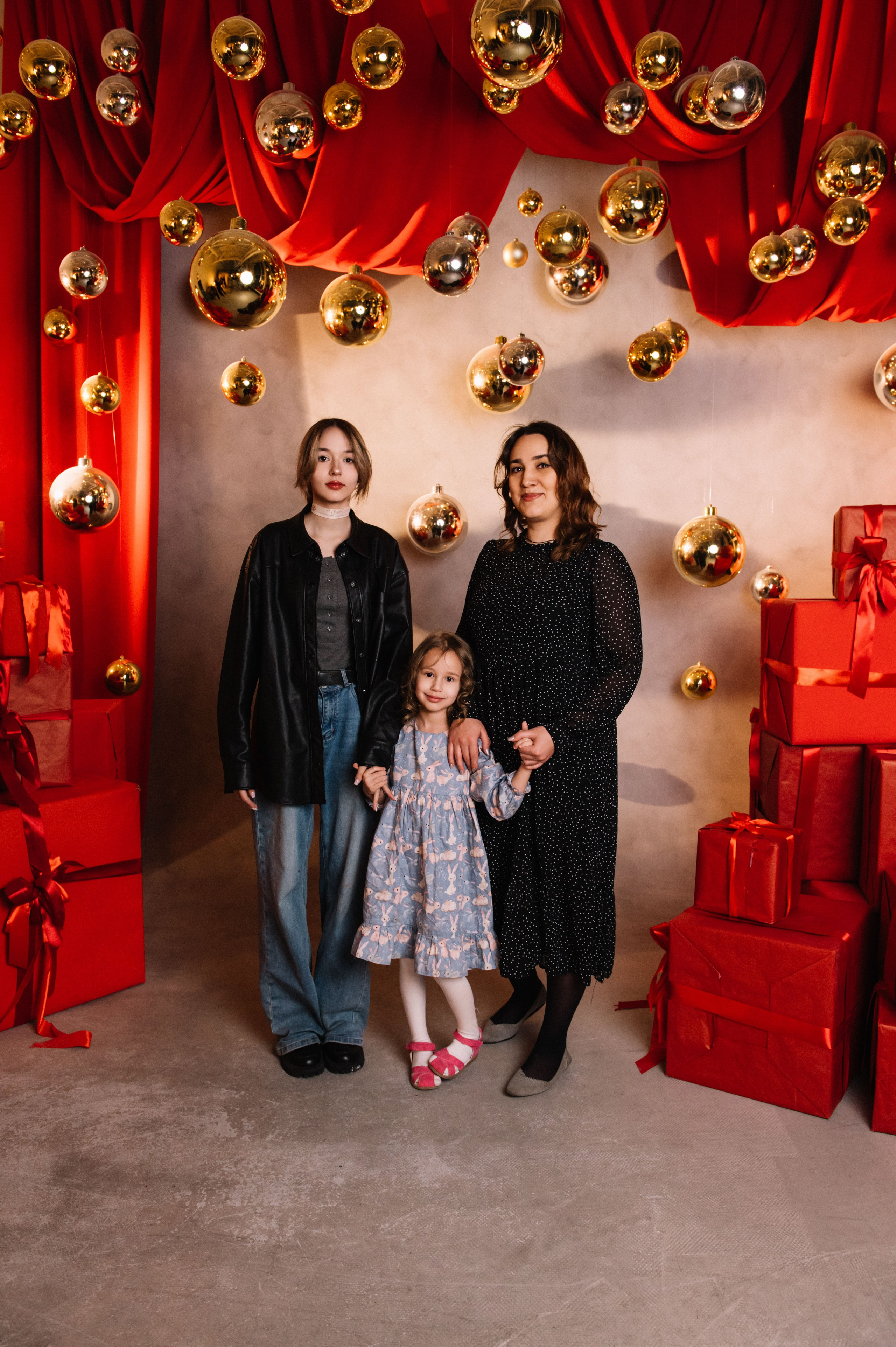 Большая семья собралась вместе на Новый год. Фотограф в Сургуте Светлана Гибадуллина