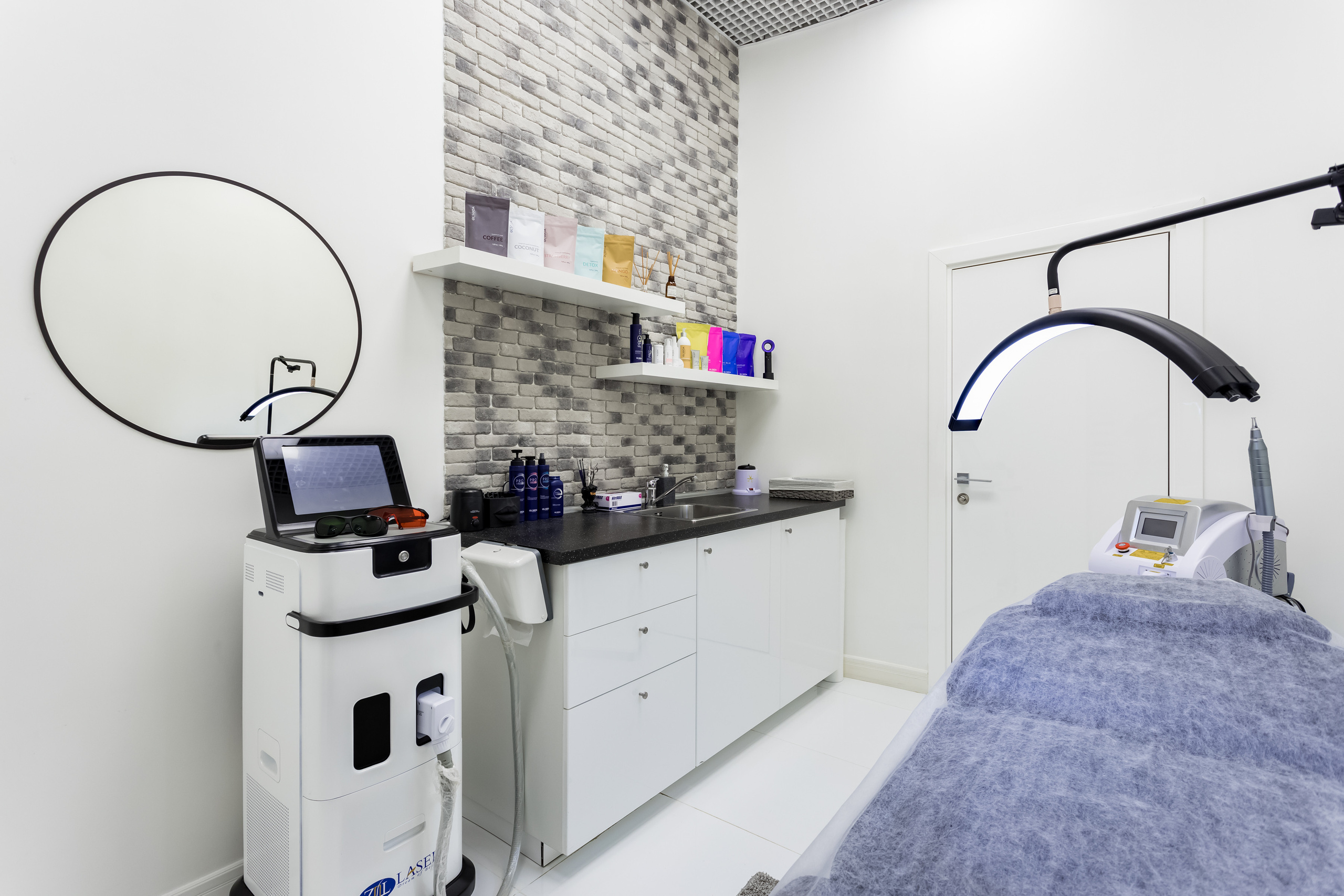 Съемка интерьера и контента для салона World Beauty Club на Варшавке. Интерьеры, Контент, Портреты | Фотограф в Москве Дани Терно