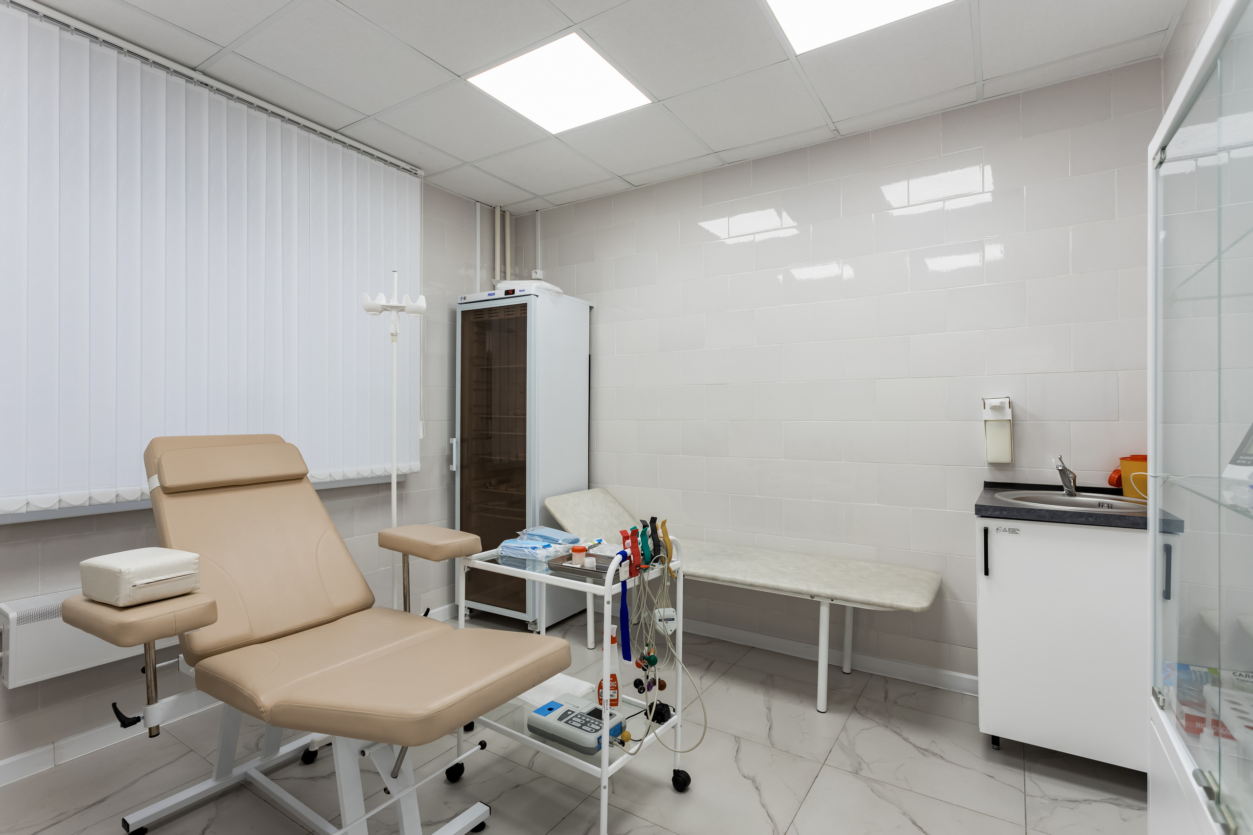 Съемка интерьера для стоматологии МедсемьяДент в Щербинке. Интерьеры, Контент, Портреты | Фотограф в Москве Дани Терно