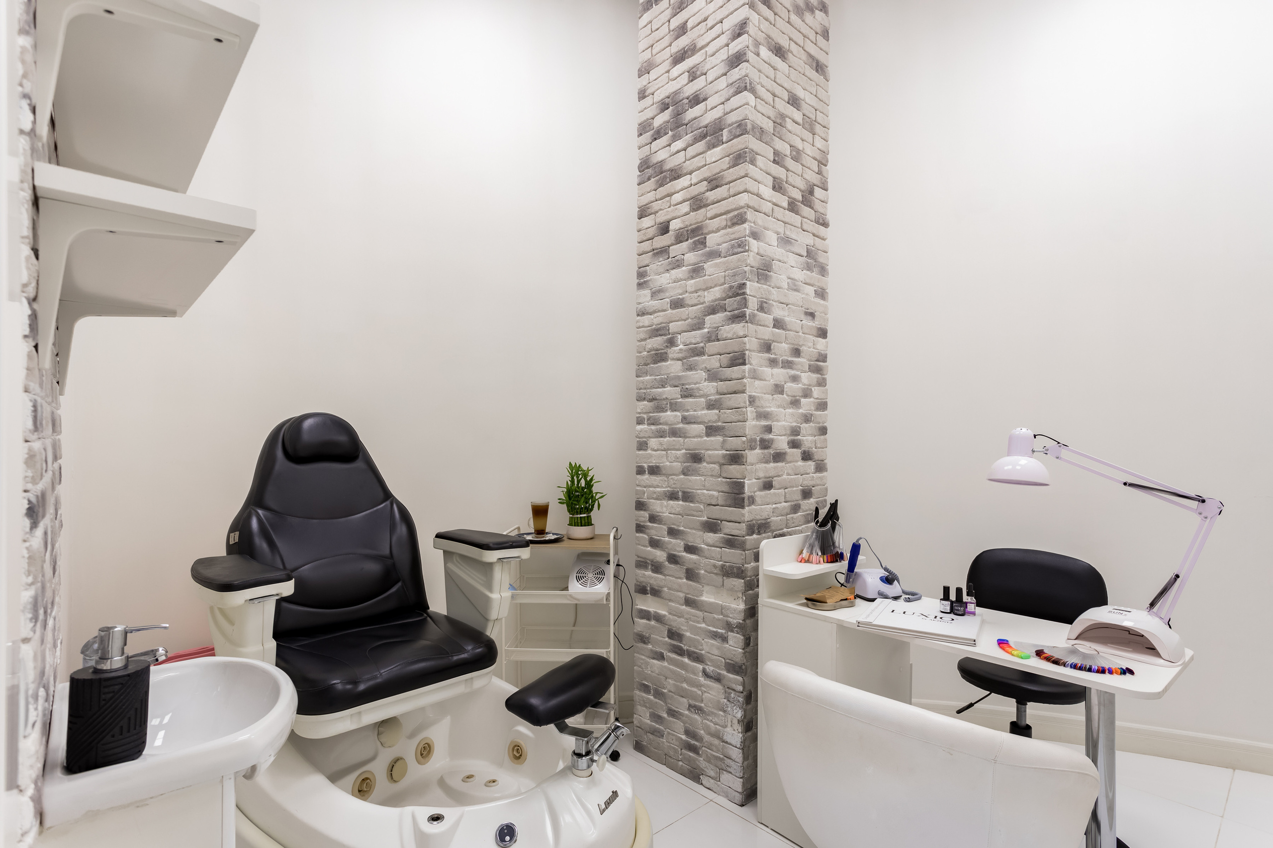 Съемка интерьера и контента для салона World Beauty Club на Варшавке. Интерьеры, Контент, Портреты | Фотограф в Москве Дани Терно