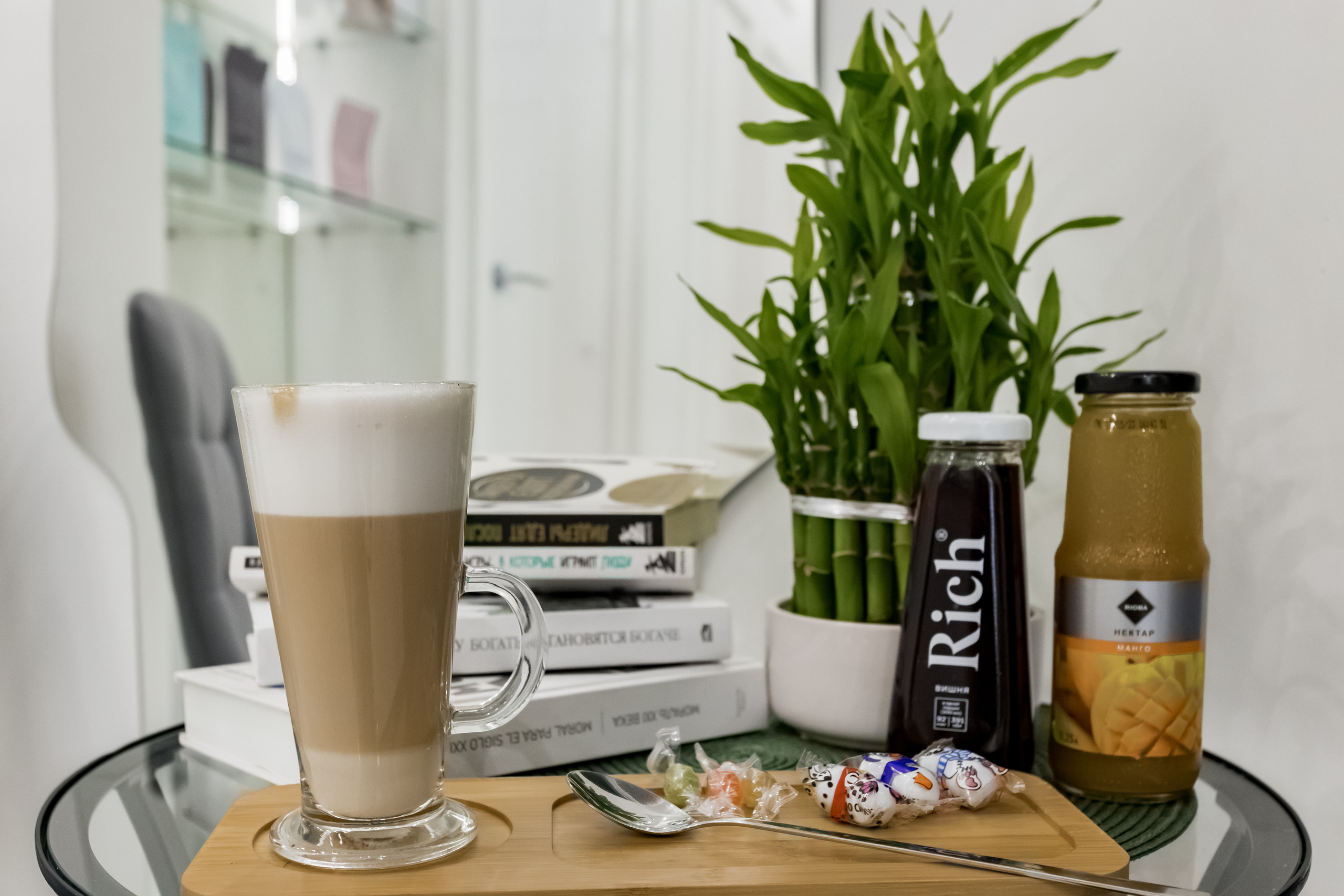 Съемка интерьера и контента для салона World Beauty Club на Варшавке. Интерьеры, Контент, Портреты | Фотограф в Москве Дани Терно