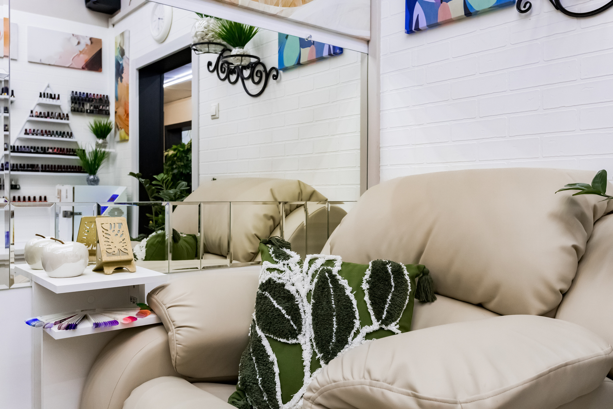 Съемка интерьера для ногтевой студии Express Manicure. Интерьеры, Контент, Портреты | Фотограф в Москве Дани Терно