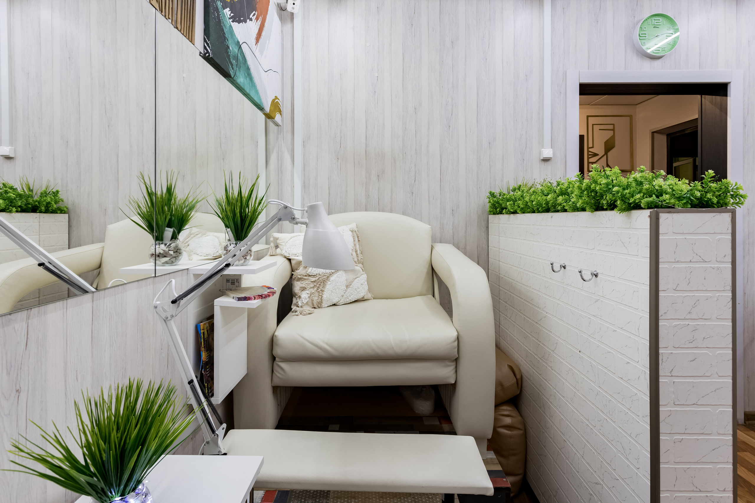 Съемка интерьера для ногтевой студии Express Manicure. Интерьеры, Контент, Портреты | Фотограф в Москве Дани Терно