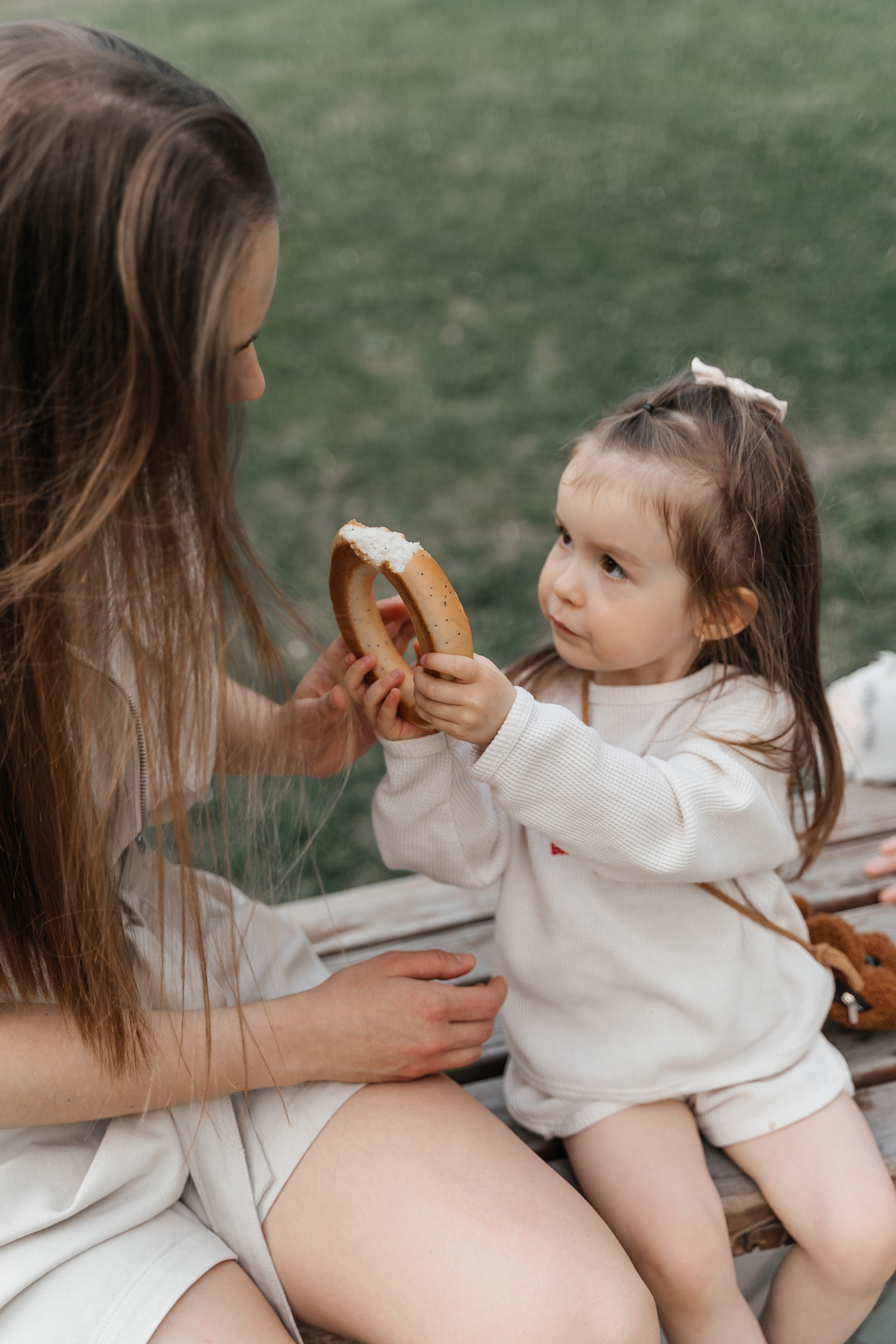 Валя, Саша и Ева. Волик Мария