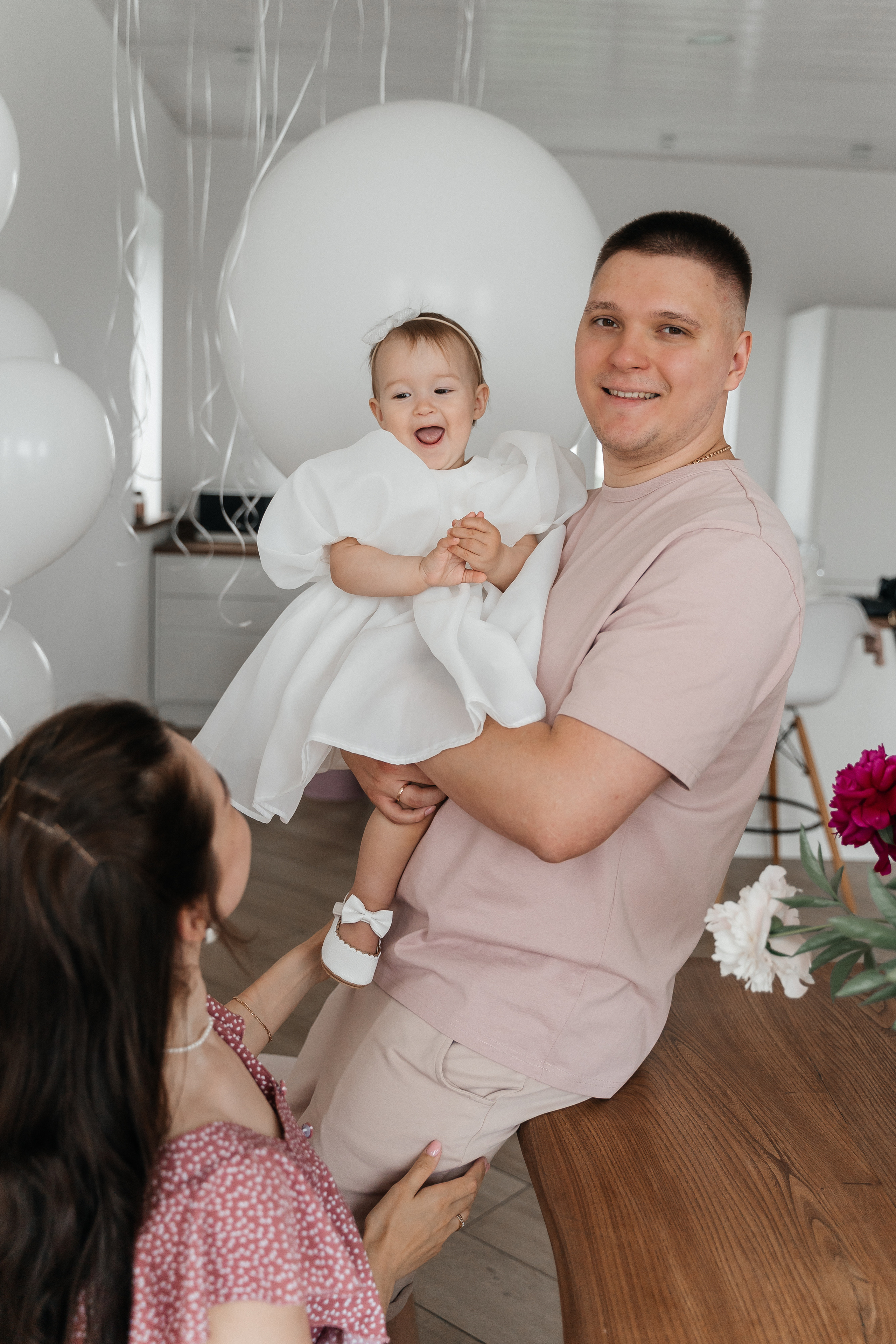 Влад, Юля и Марго. Волик Мария