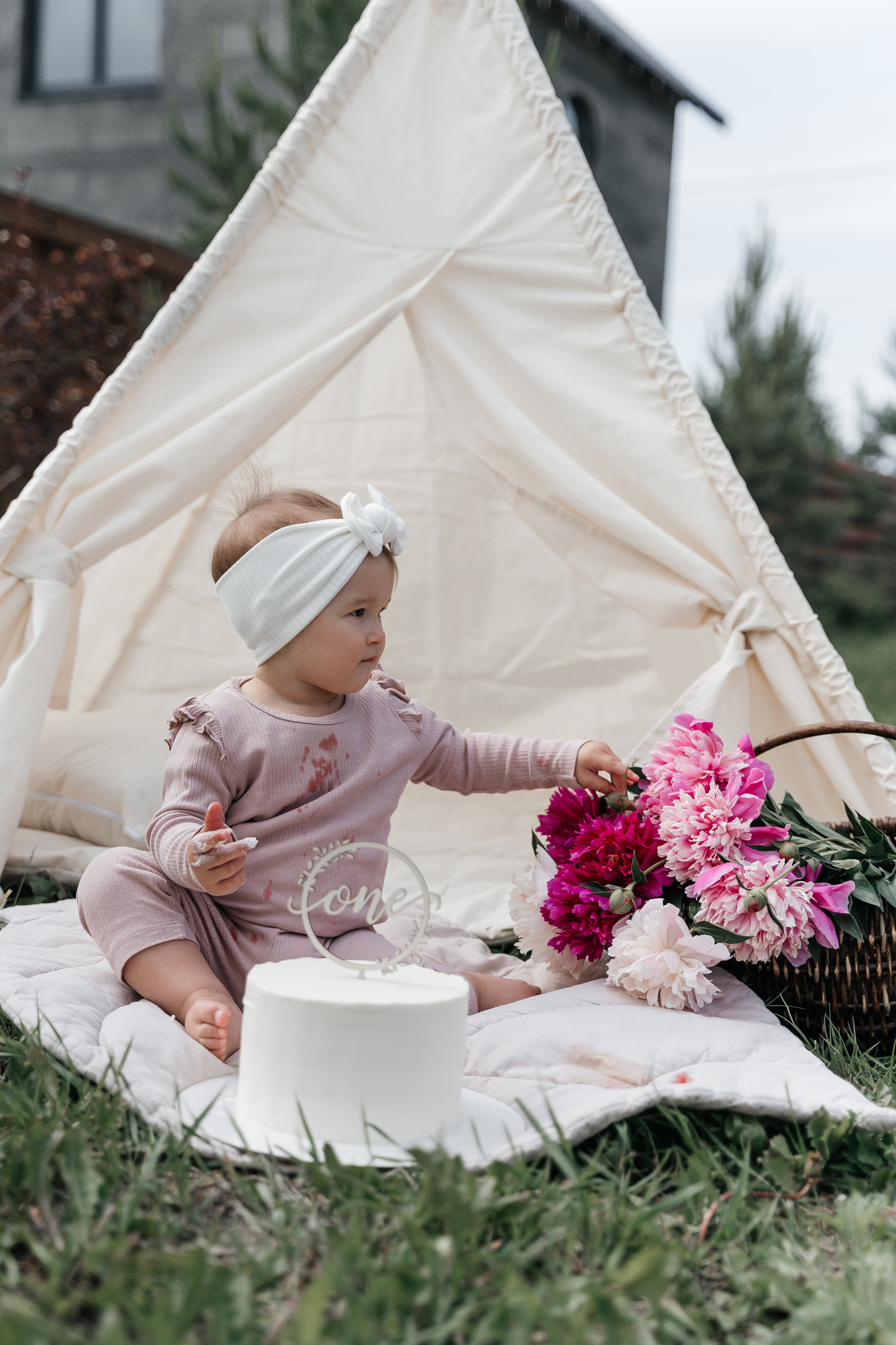 Влад, Юля и Марго. Волик Мария