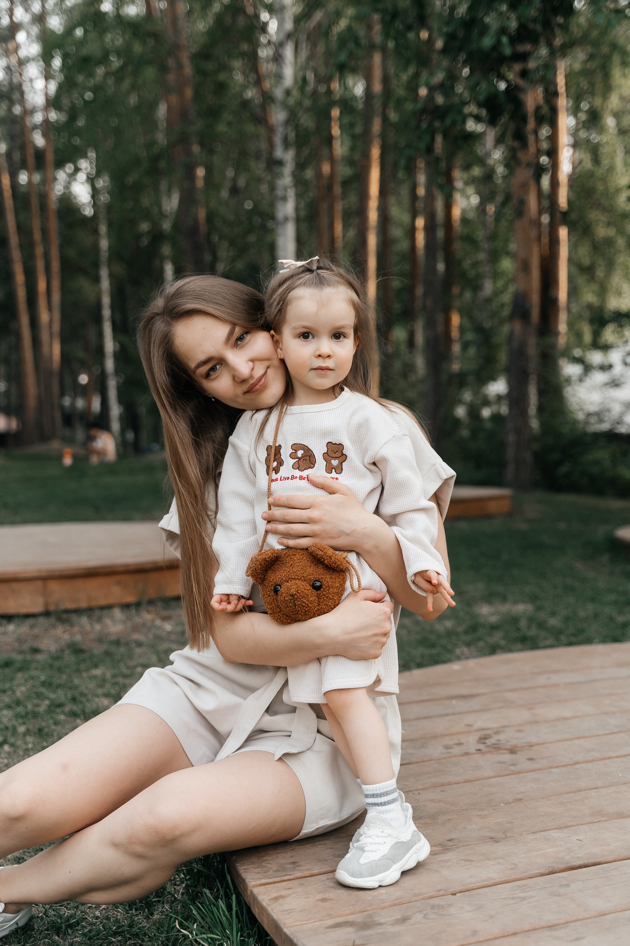 Валя, Саша и Ева. Волик Мария