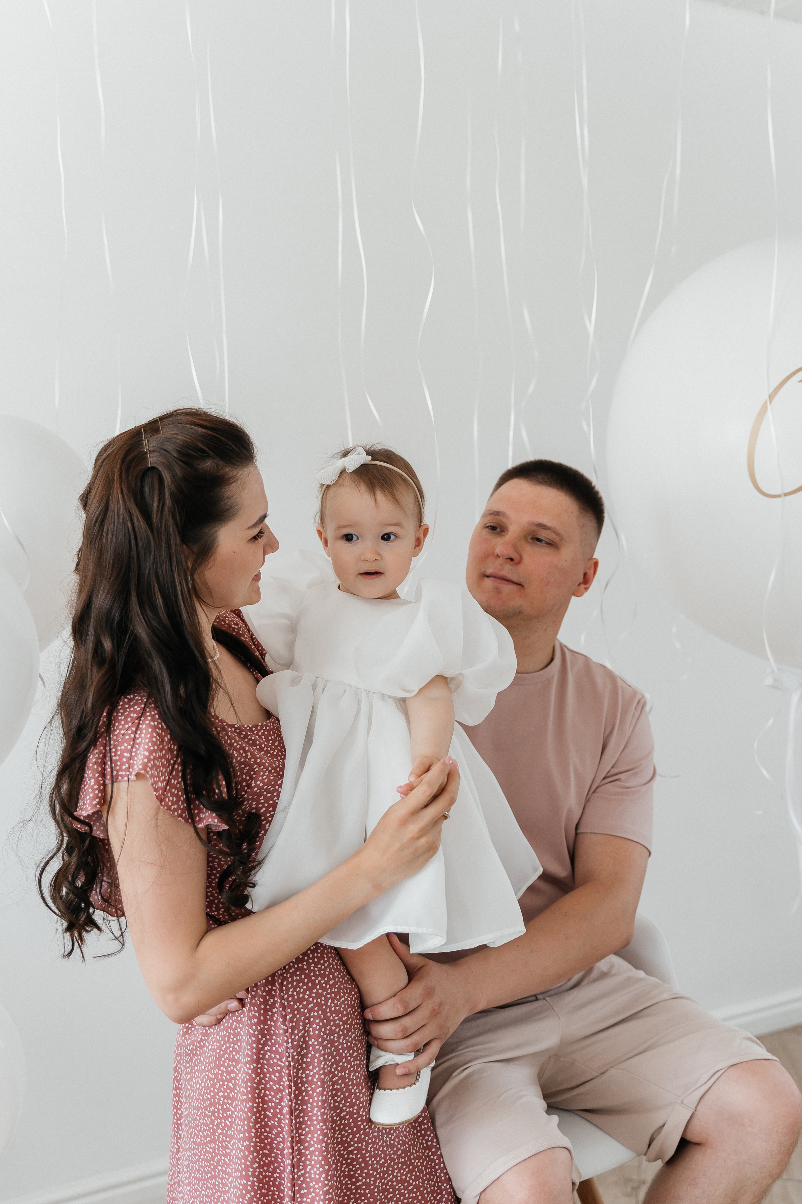 Влад, Юля и Марго. Волик Мария