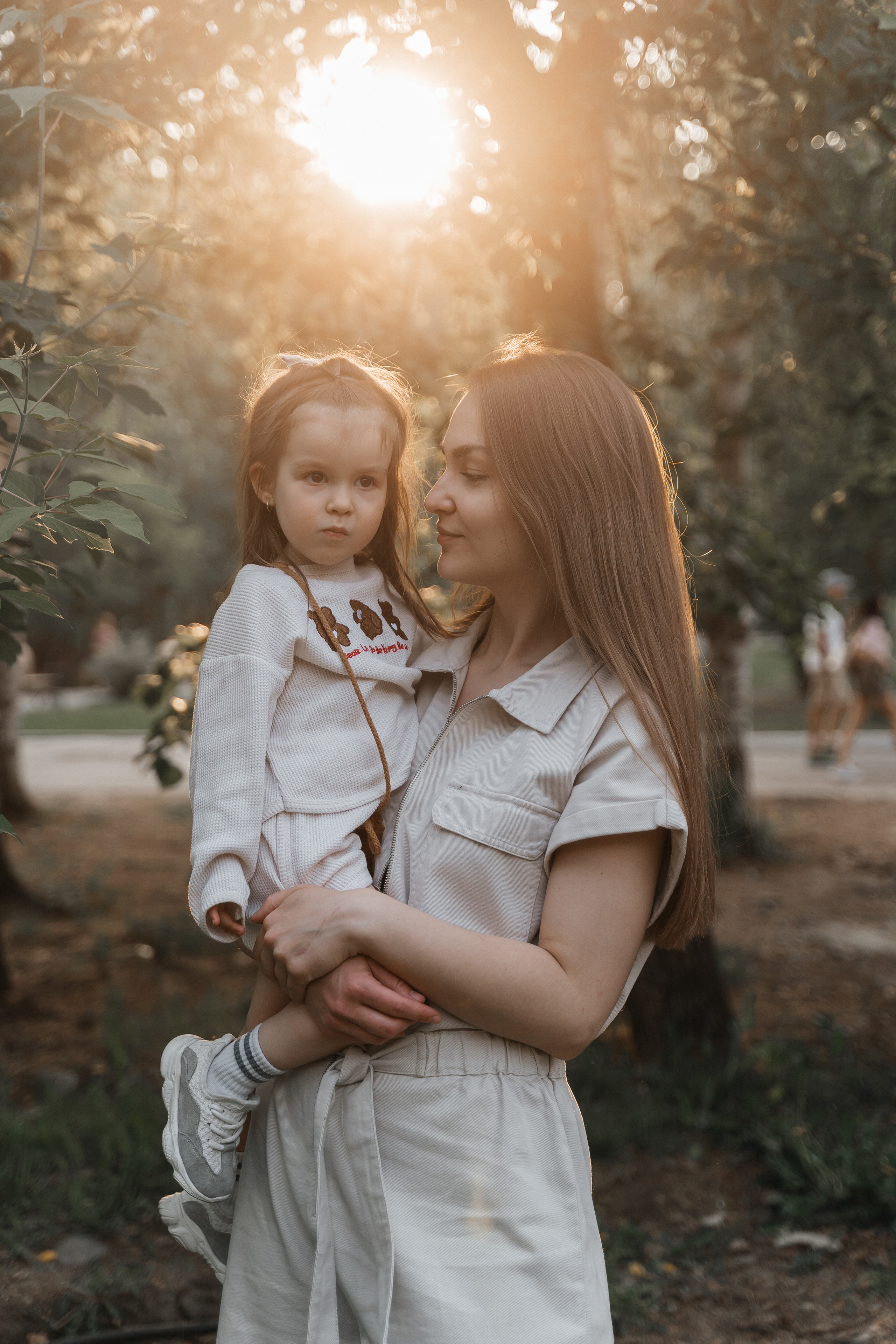 Валя, Саша и Ева. Волик Мария