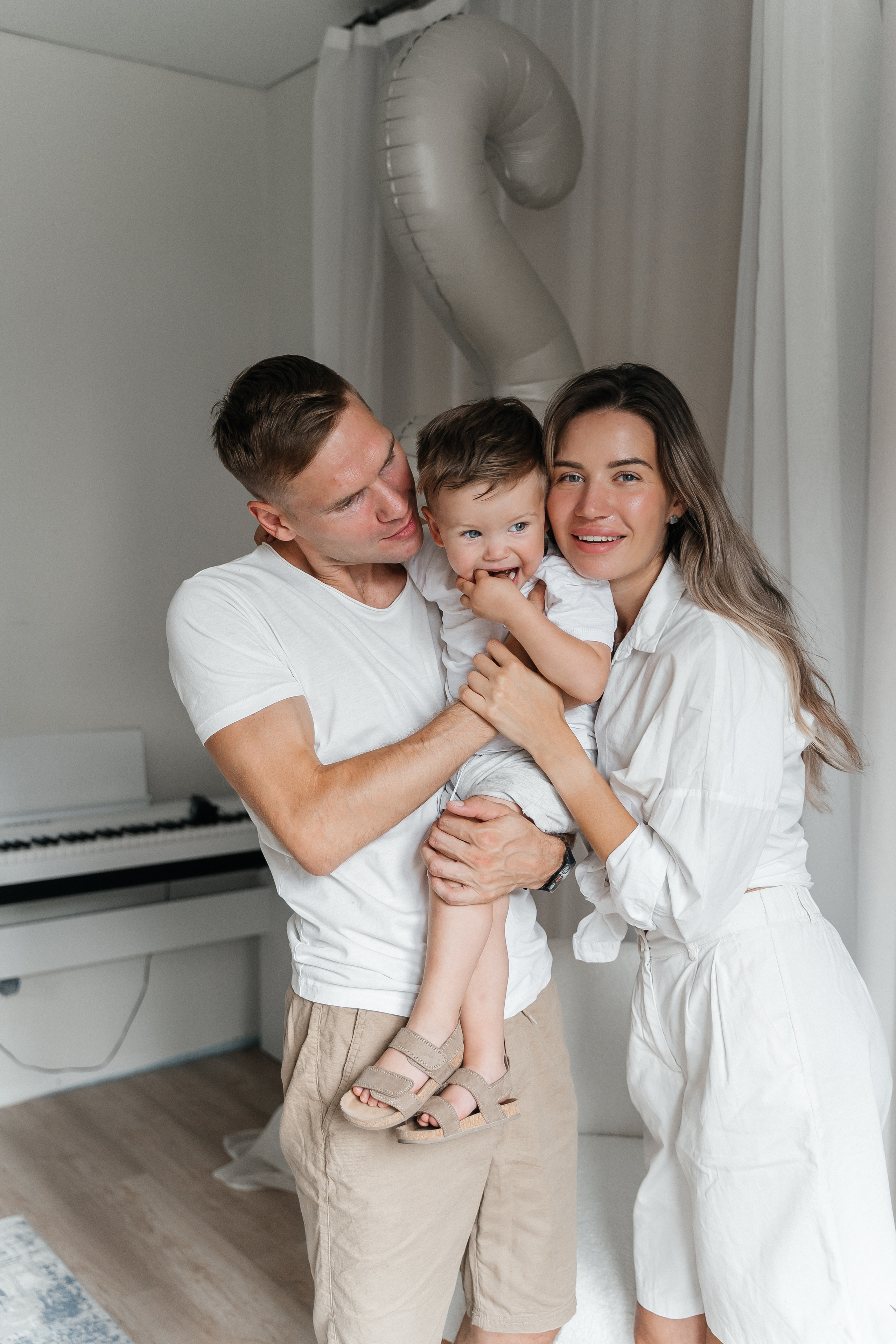 Денис, Настя и Платон. Волик Мария