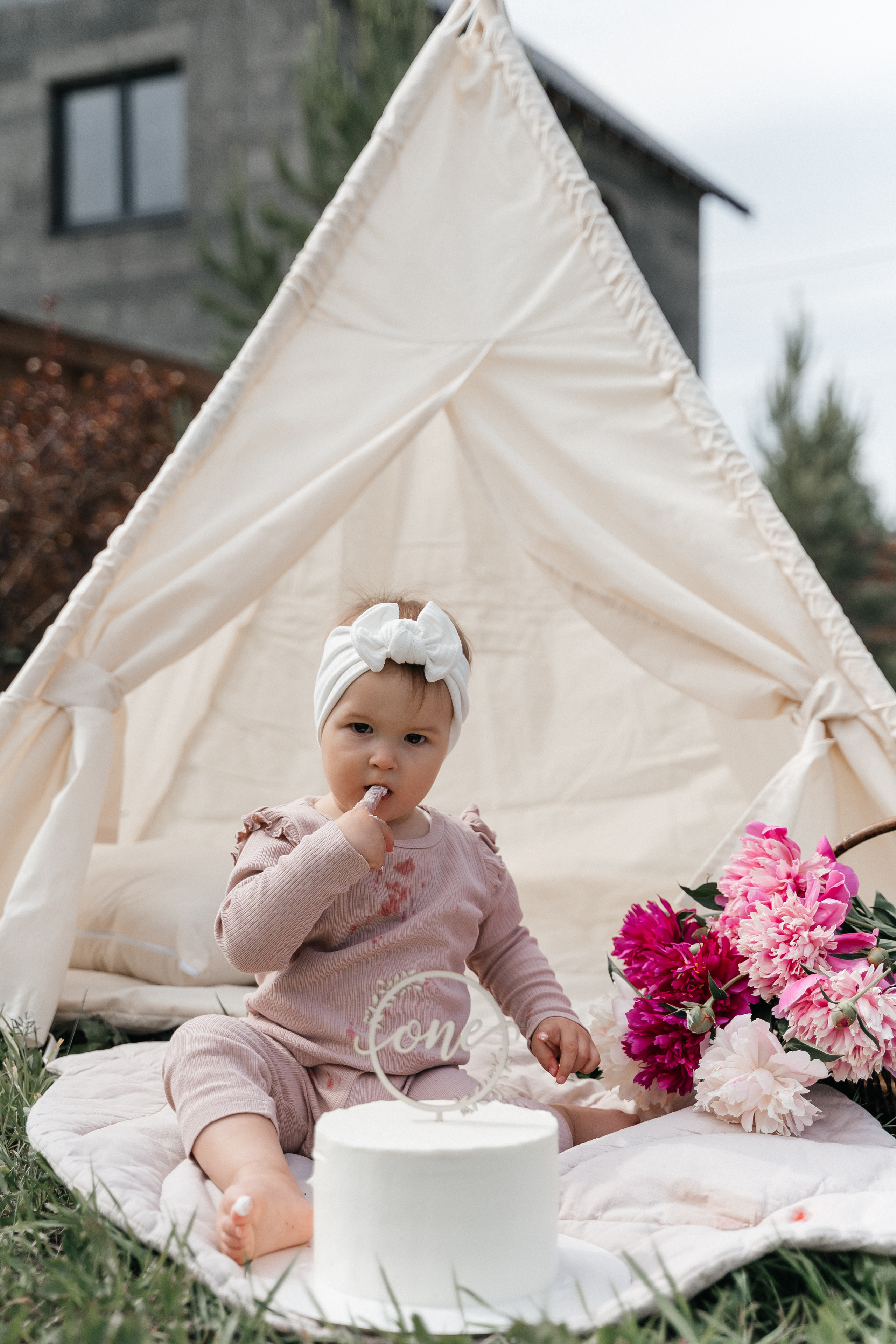 Влад, Юля и Марго. Волик Мария