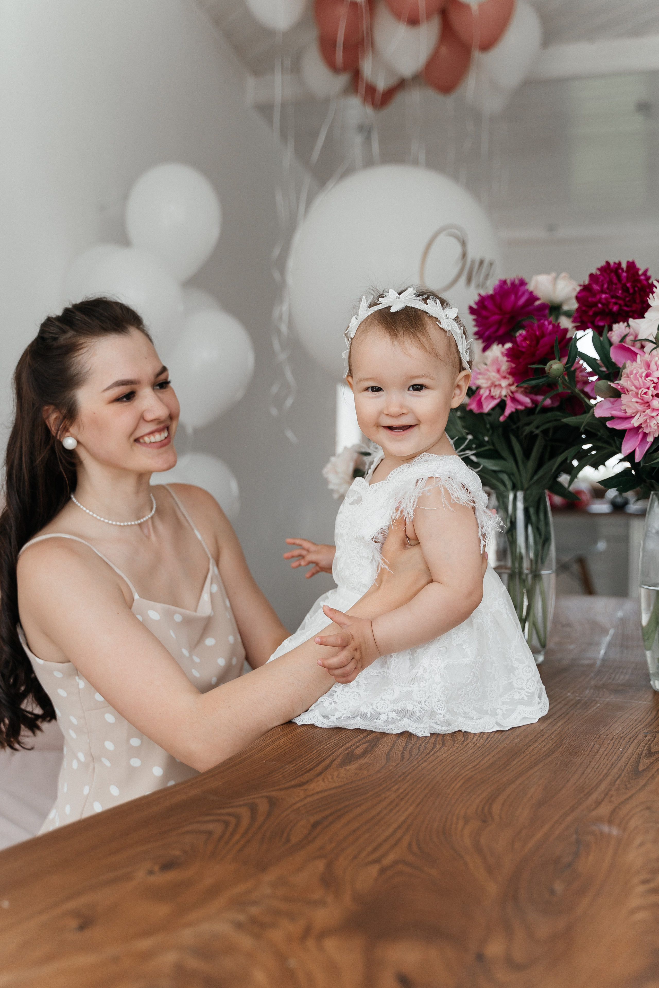 Влад, Юля и Марго. Волик Мария