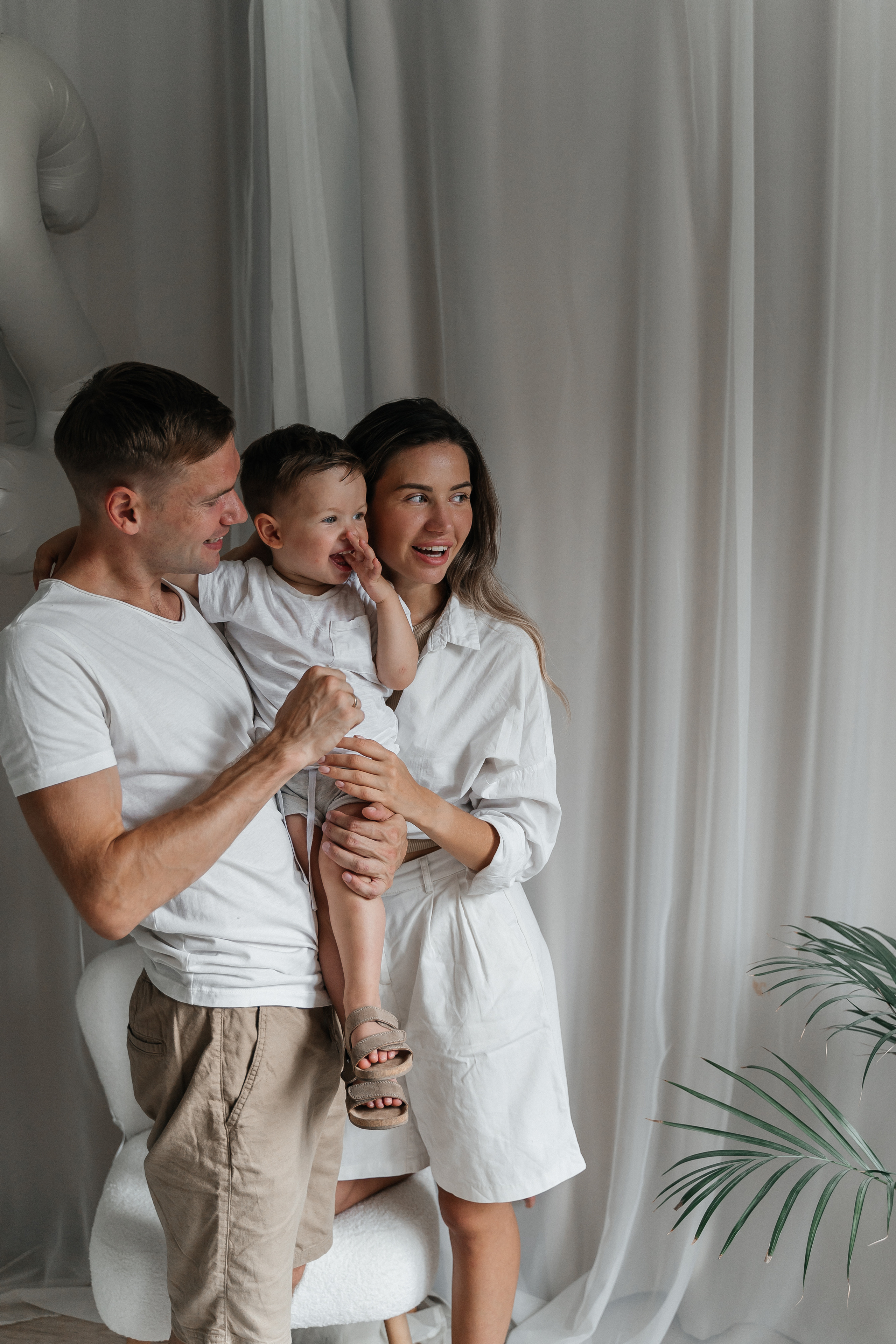 Денис, Настя и Платон. Волик Мария