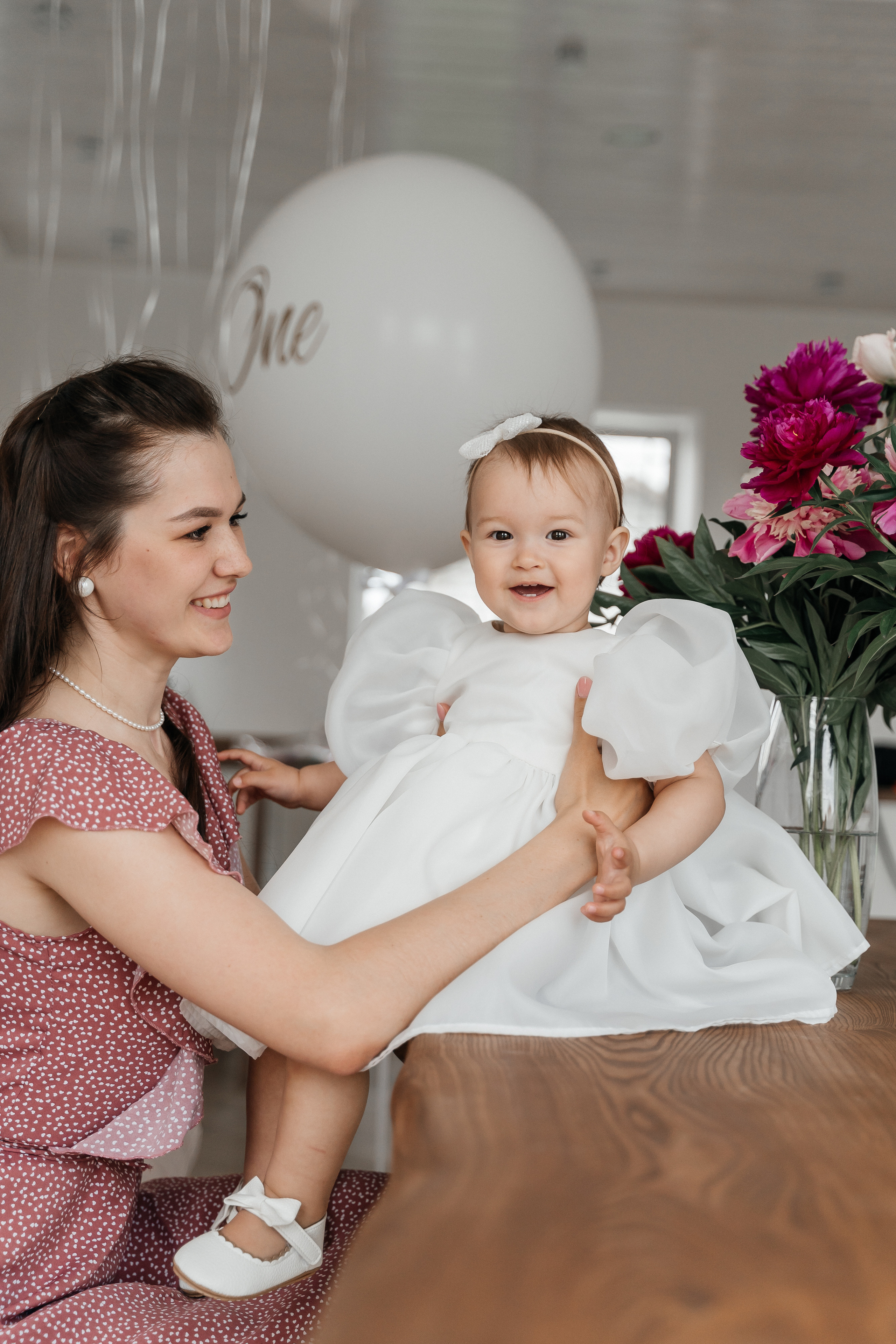 Влад, Юля и Марго. Волик Мария