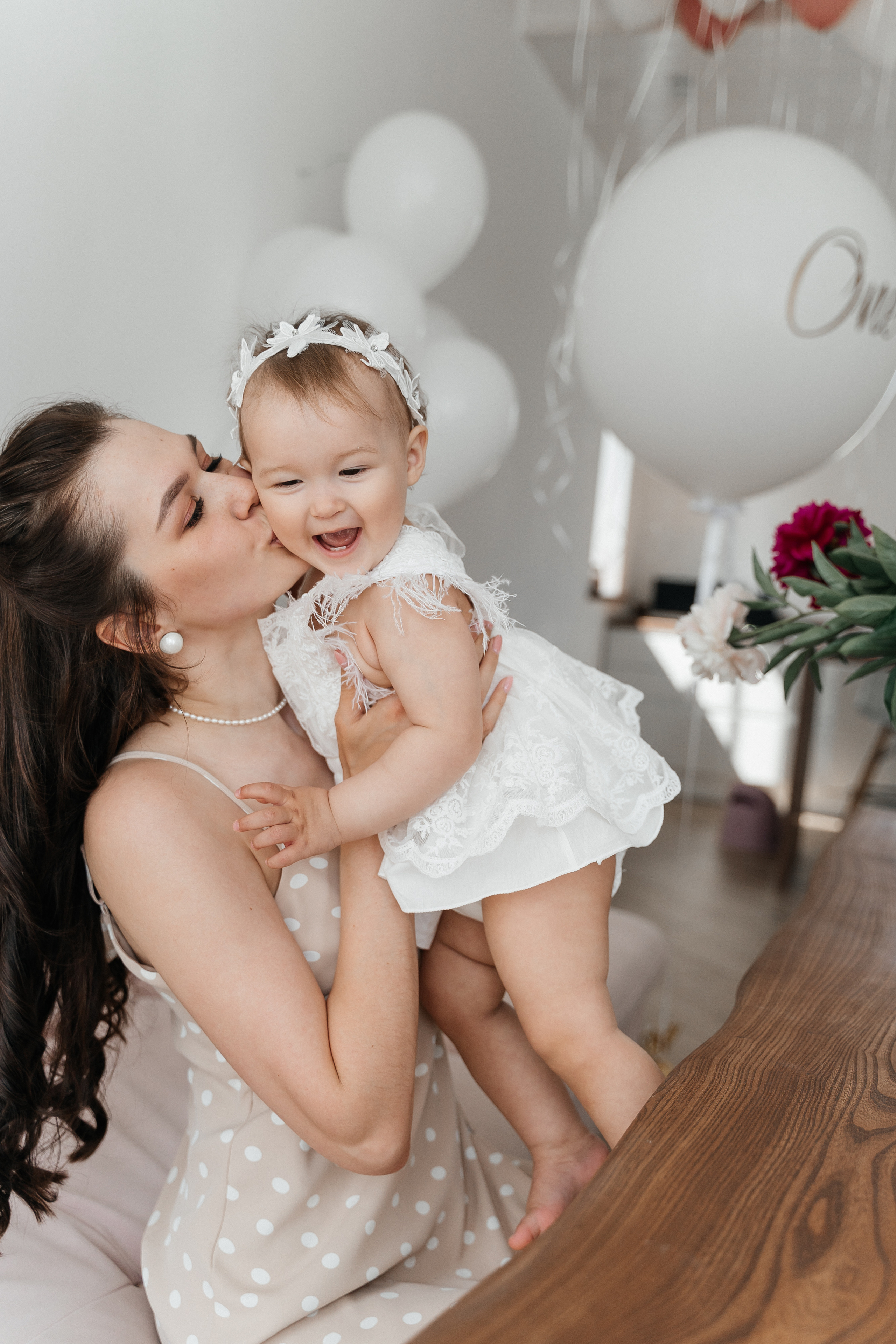 Влад, Юля и Марго. Волик Мария