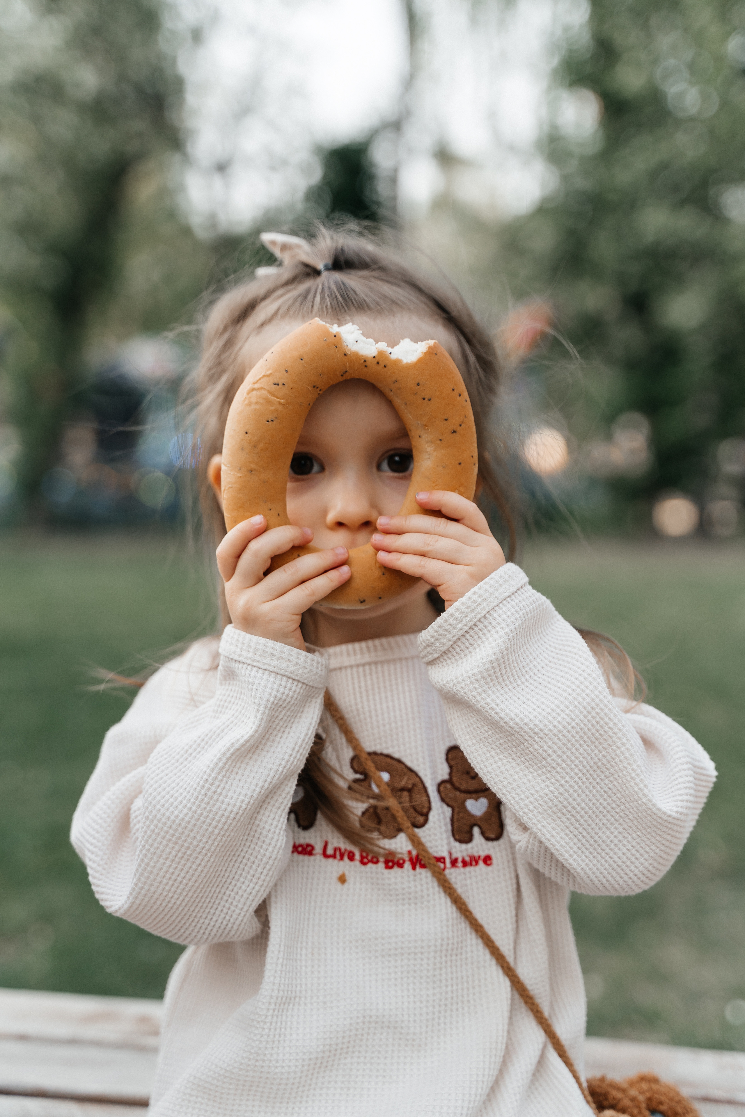Валя, Саша и Ева. Волик Мария