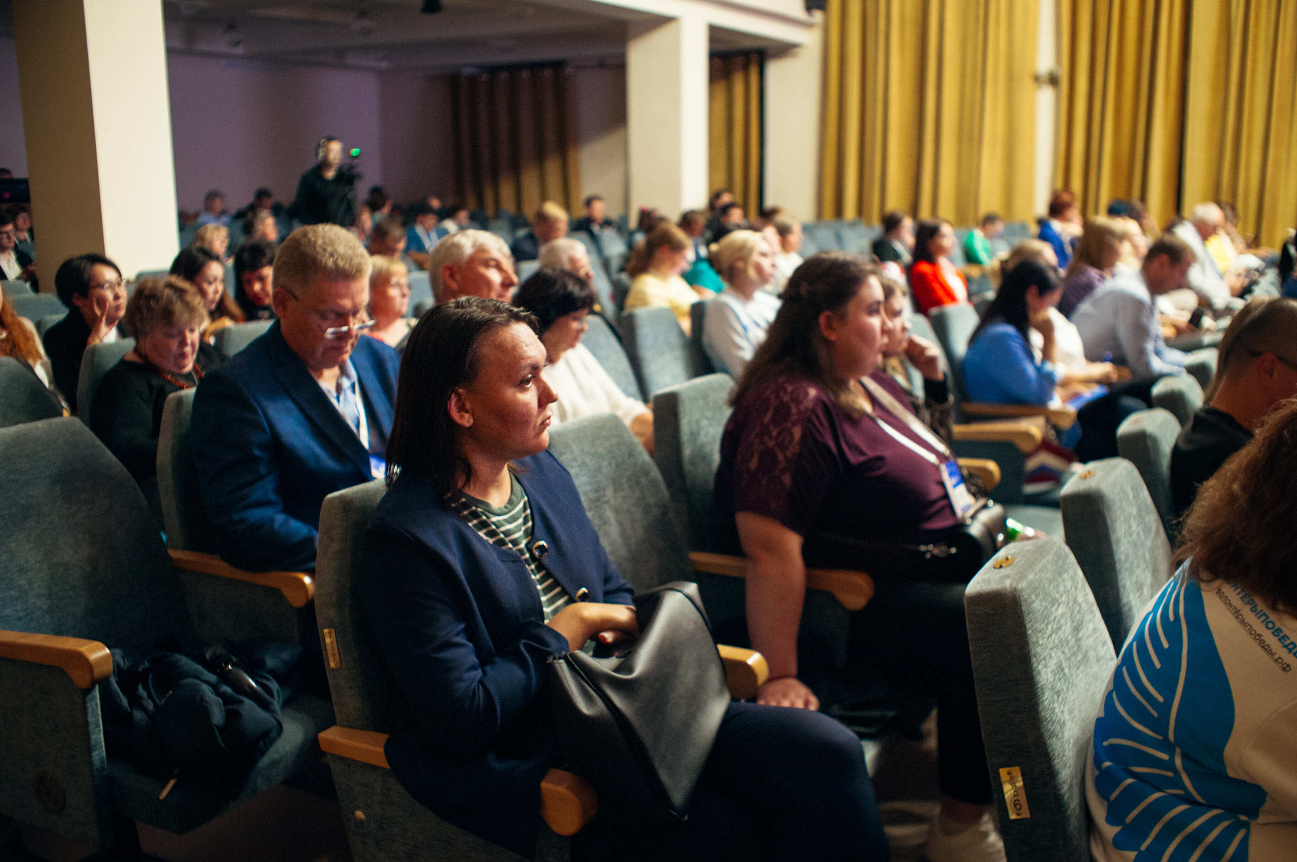 Окружной патриотический форум. Фотограф в Новосибирске Полина Колмачевская