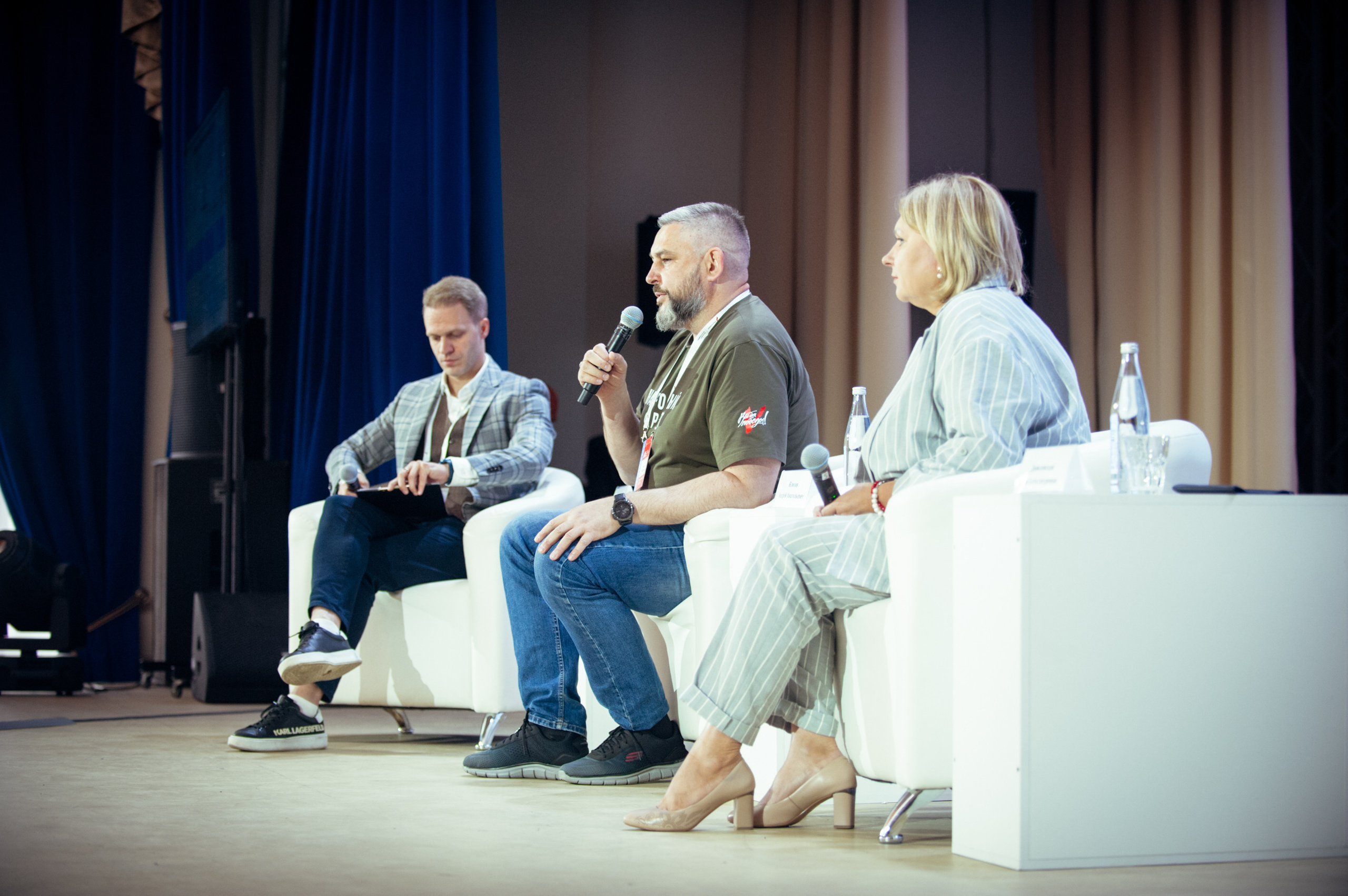 Окружной патриотический форум. Фотограф в Новосибирске Полина Колмачевская